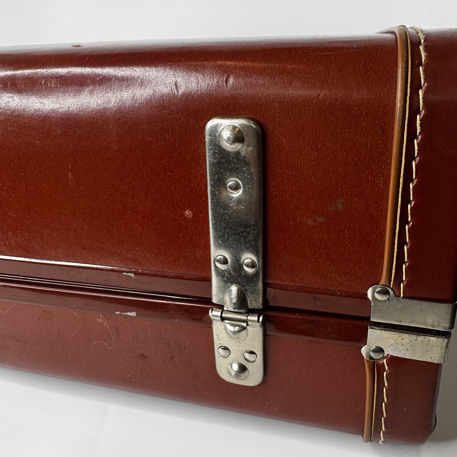 VTG Gateway Luggage Suitcase Hard Shell Brown 1940s 1950s Mid-Century Prop Decor