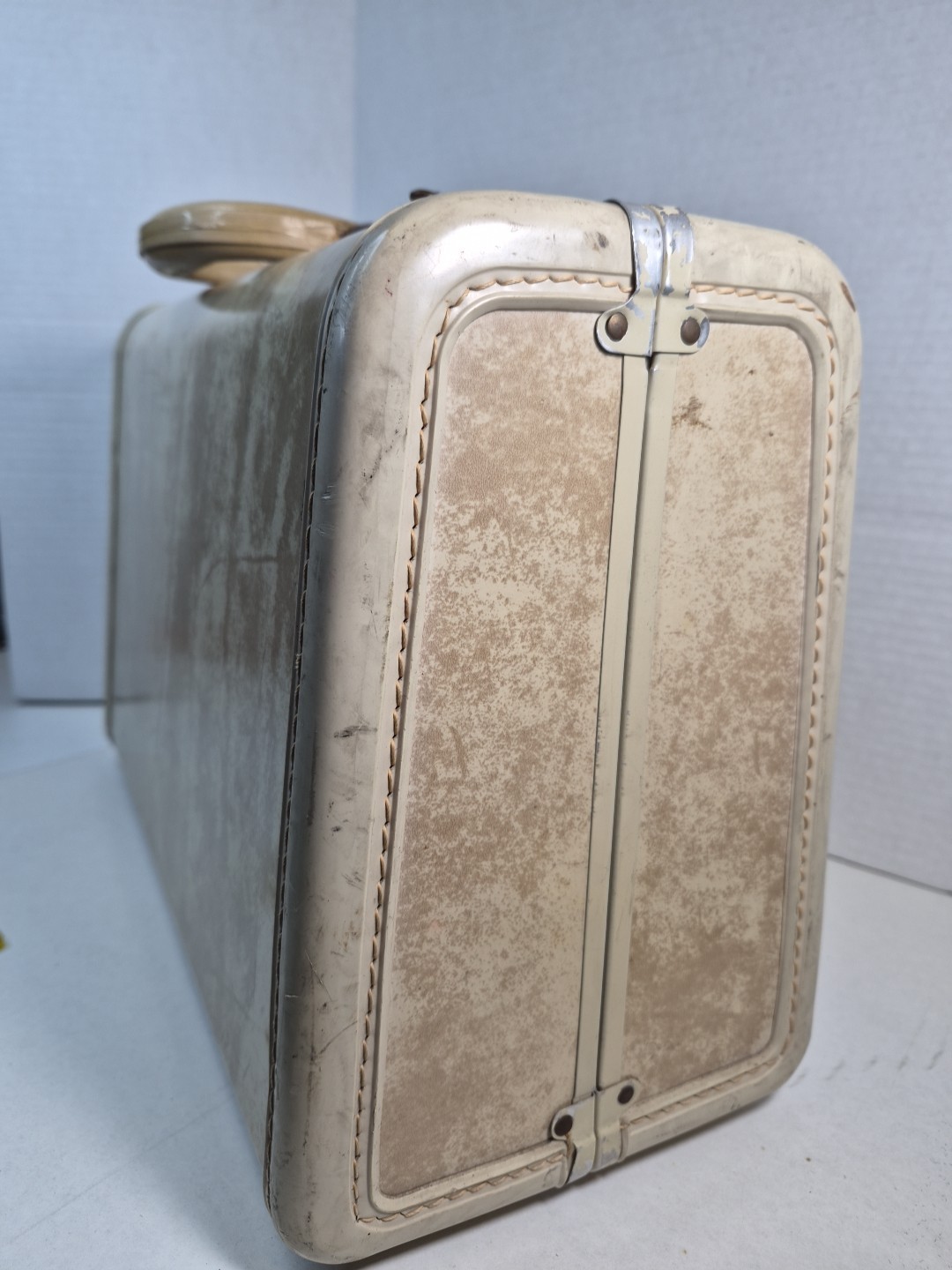 VTG 1950s Samsonite Shwayder Marble Cream Vanity Hardcase Luggage W/ Mirror Key