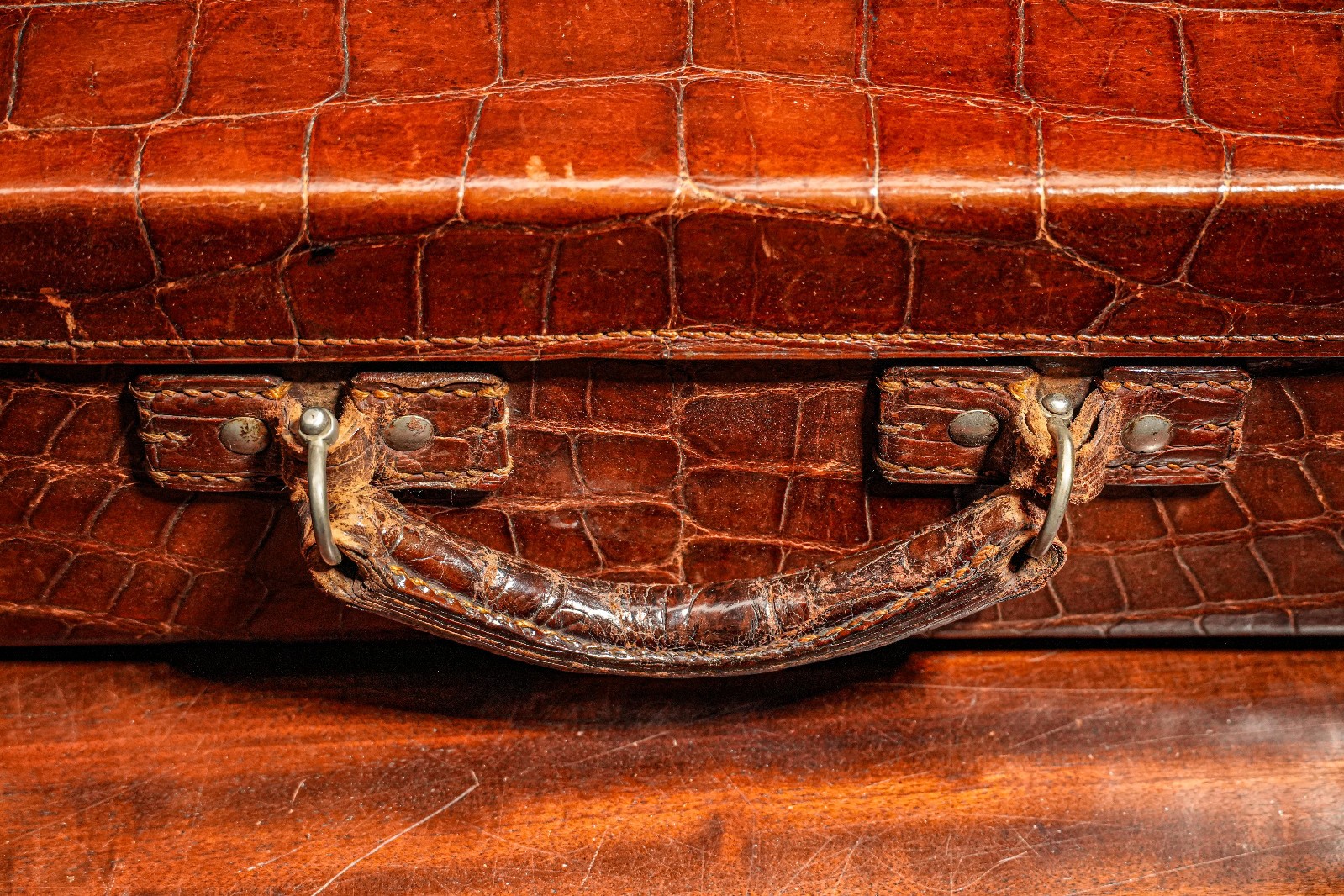 Stunning Luxury Antique Crocodile Leather Travel Luggage Suitcase