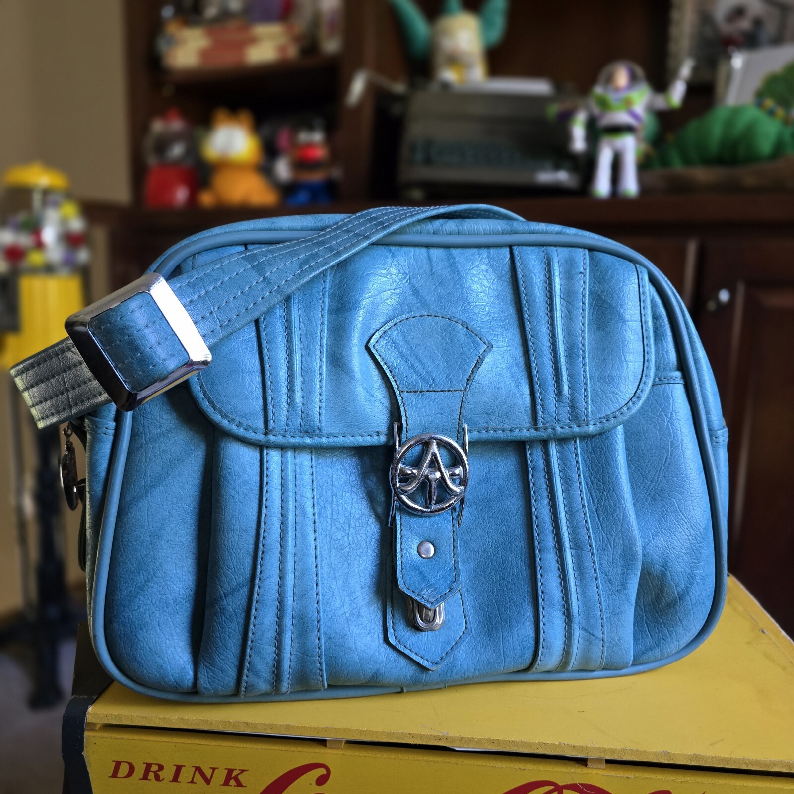American Tourister Vintage 1975 Blue Escort Carry-On Shoulder Tote Travel Bag