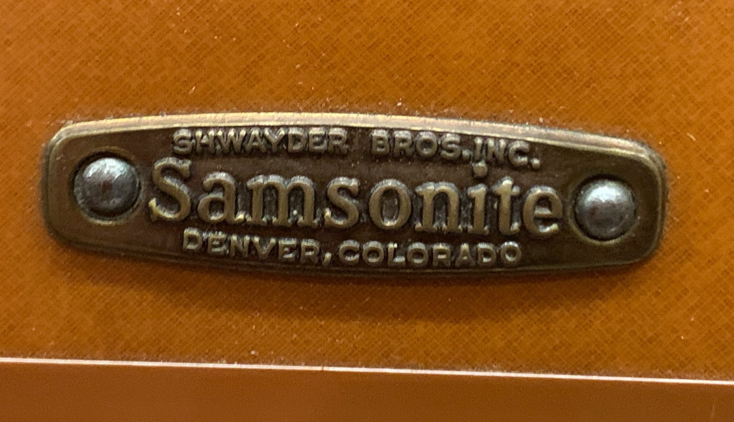 Vintage 1950’s SAMSONITE Style 4537 Large Brown Hard Shell Suitcase ~ No Key
