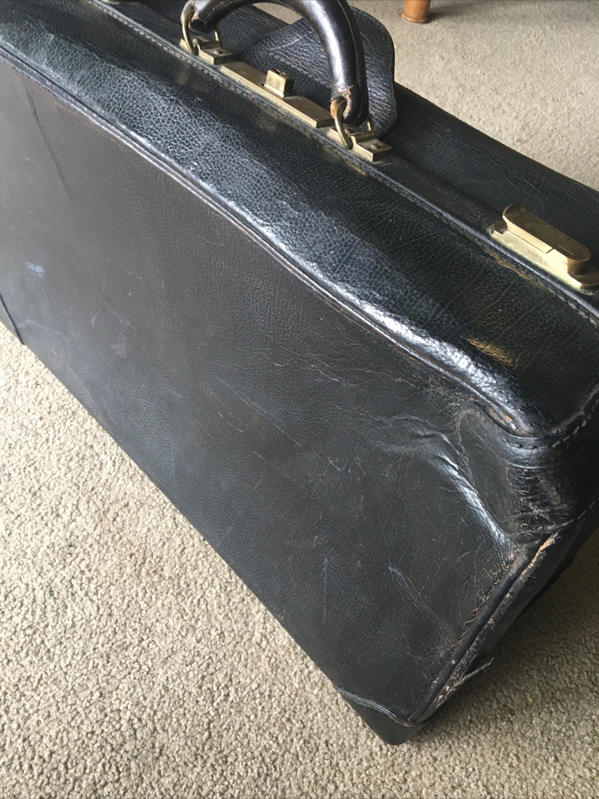 Gladstone Bag Vintage Black Leather Suitcase Luggage Travel Antique Brass Latch