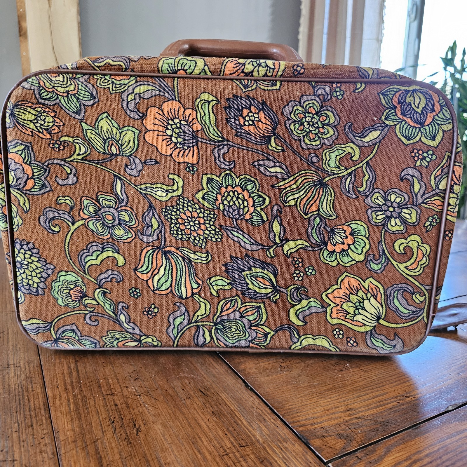 Vintage Bantam Retro Carry on Suitcase Travelbag Brown