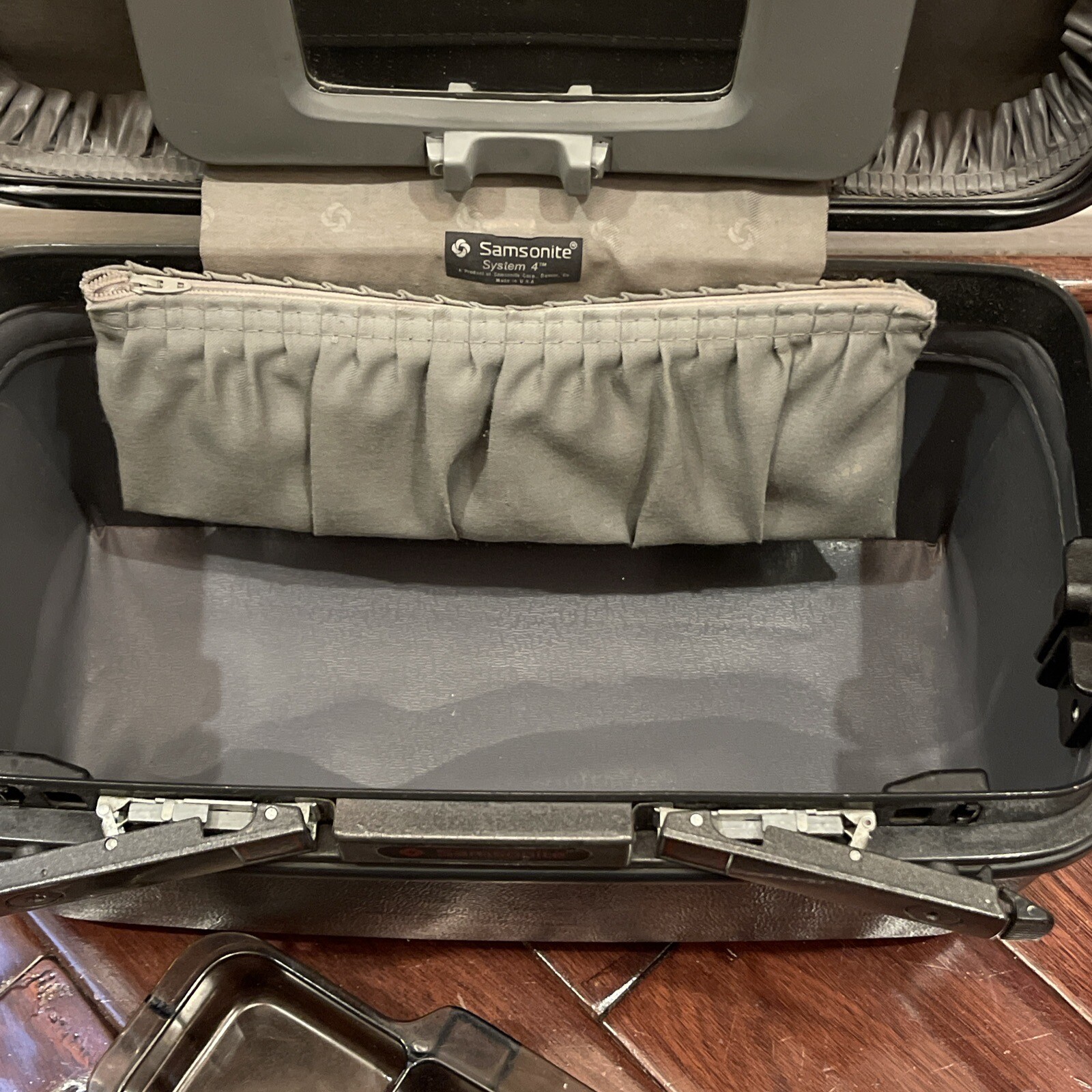 Vintage Samsonite System 4 Train Make-up Case, Dark Slate Blue w/ Mirror