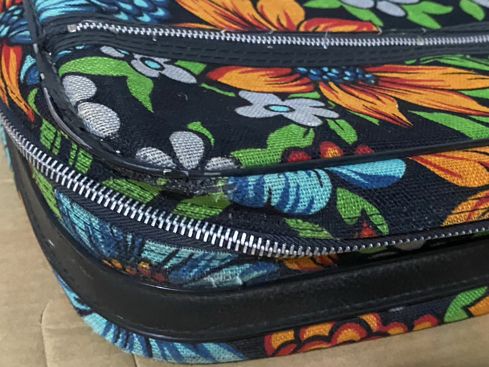 Vtg Bantam Travelware 2 Pc Floral Luggage Set