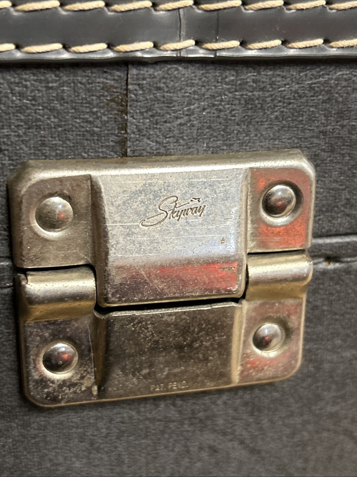 Vintage Skyway Luggage Train Case Cosmetic Travel 1950’s-60’s Set Carry On…