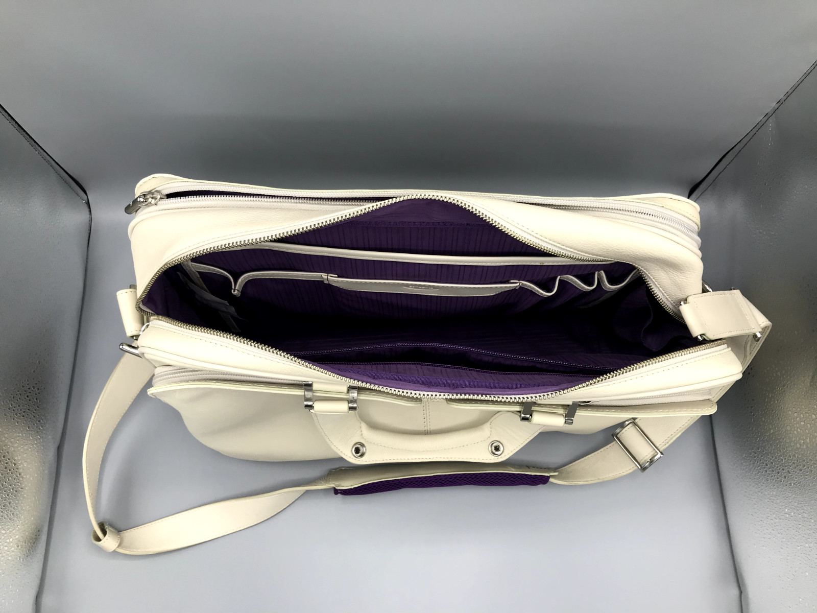 Samsonite Carry On Business Luggage and Laptop Cover Case