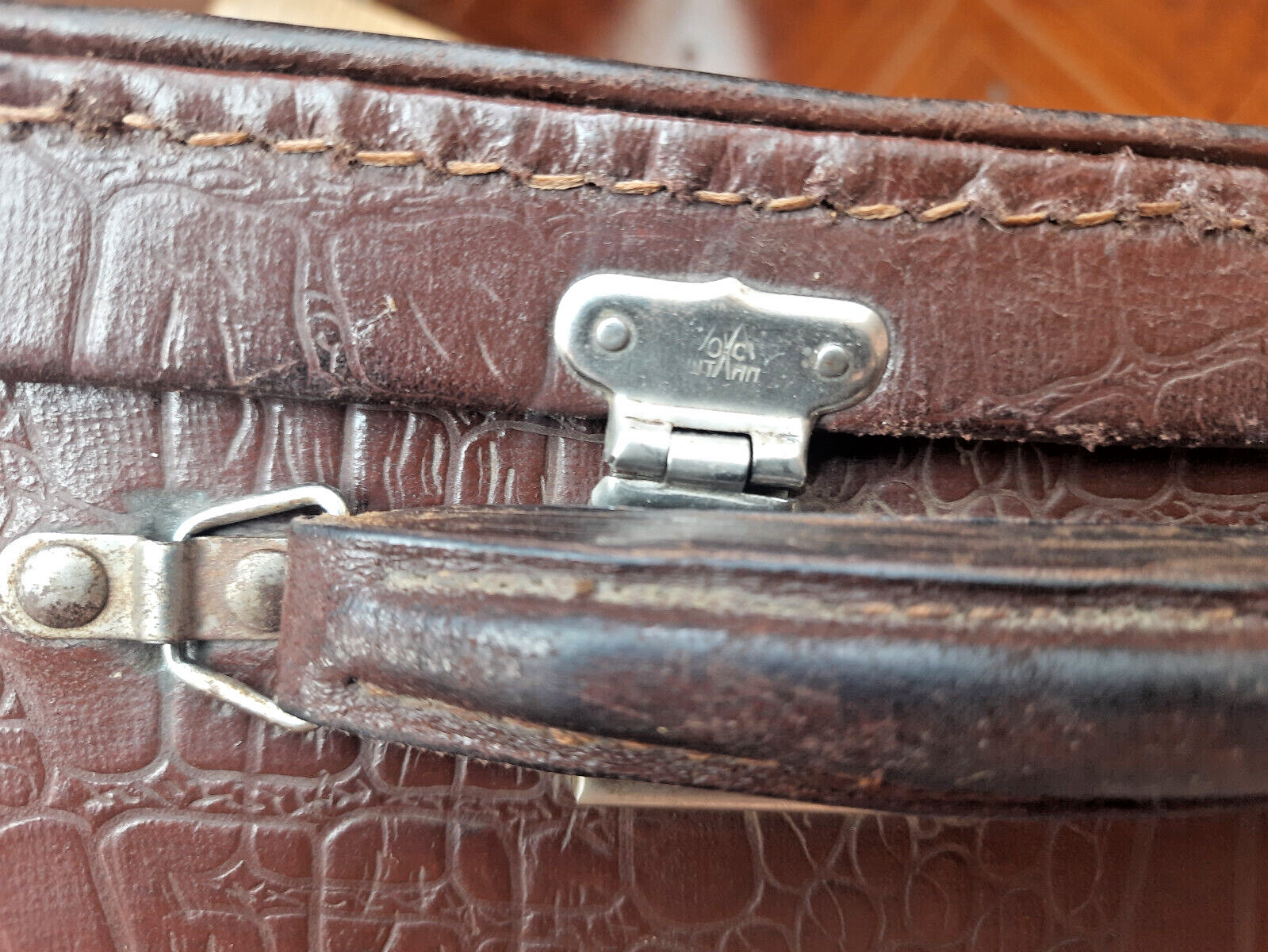 Old suitcase 1940-50s Vintage. THE USSR.