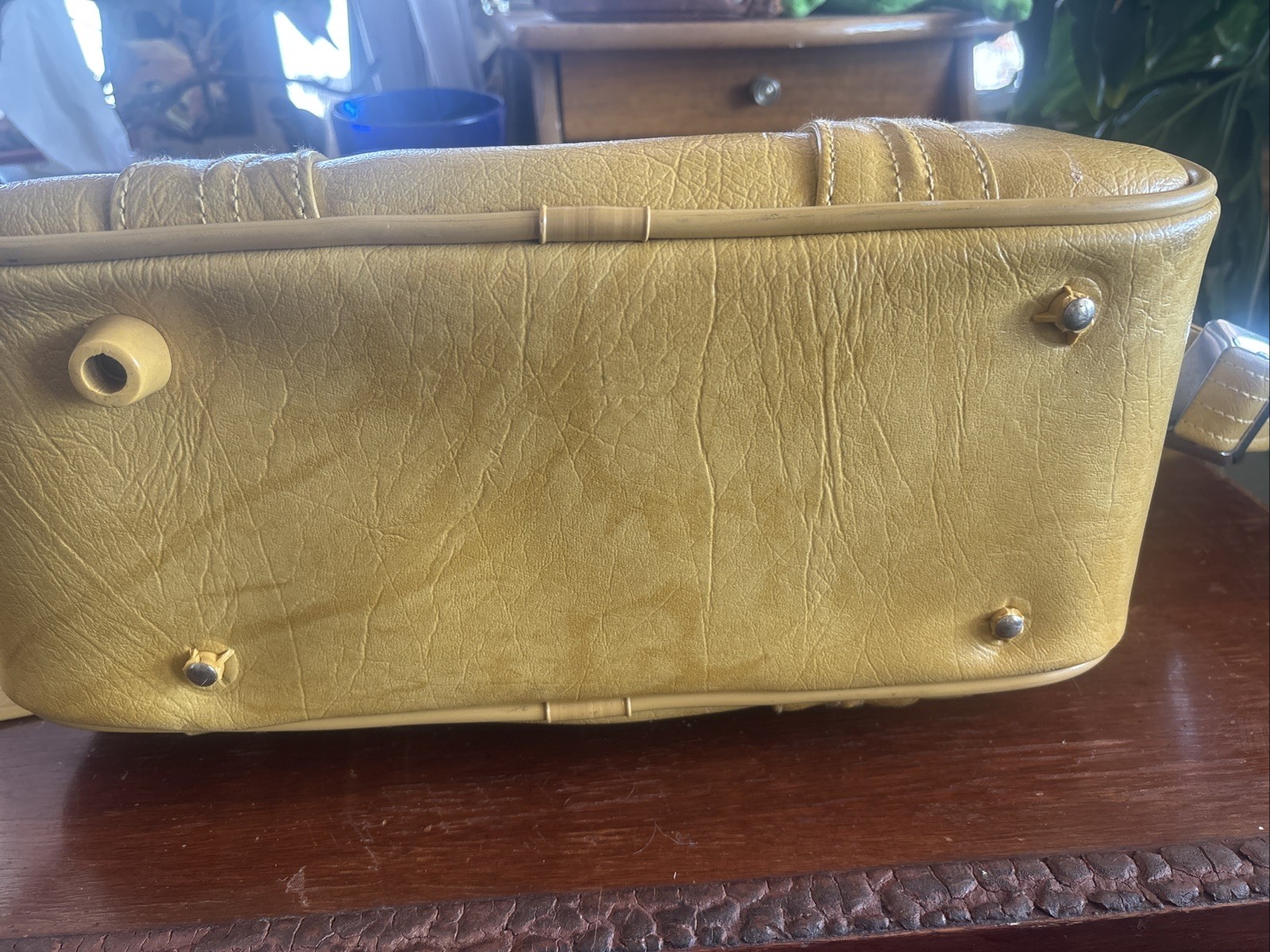 Vintage American Tourister Escort Carry On Tote Overnight Bag Luggage Yellow 14”