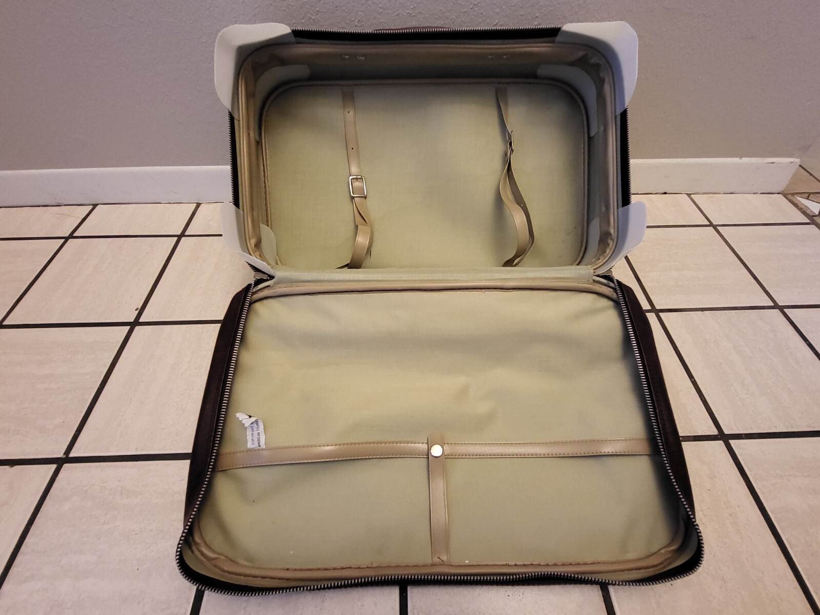 American Tourister Carry On Vintage 1986 Suitcase Brown