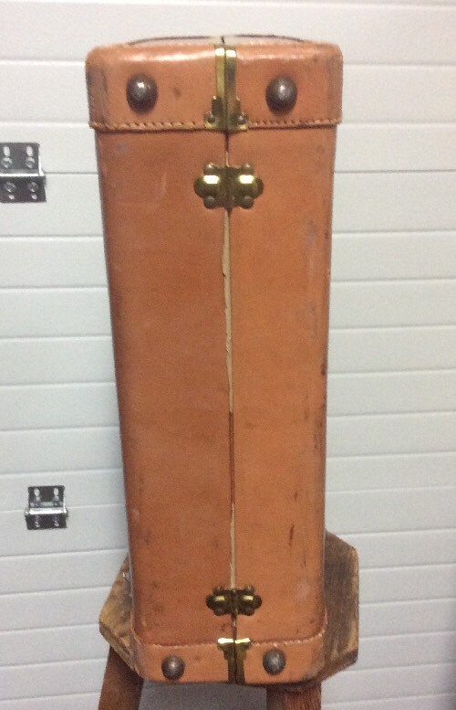 Vintage Pioneer Light Brown Leather Hard Suitcase 21″ X 15″ X 6″