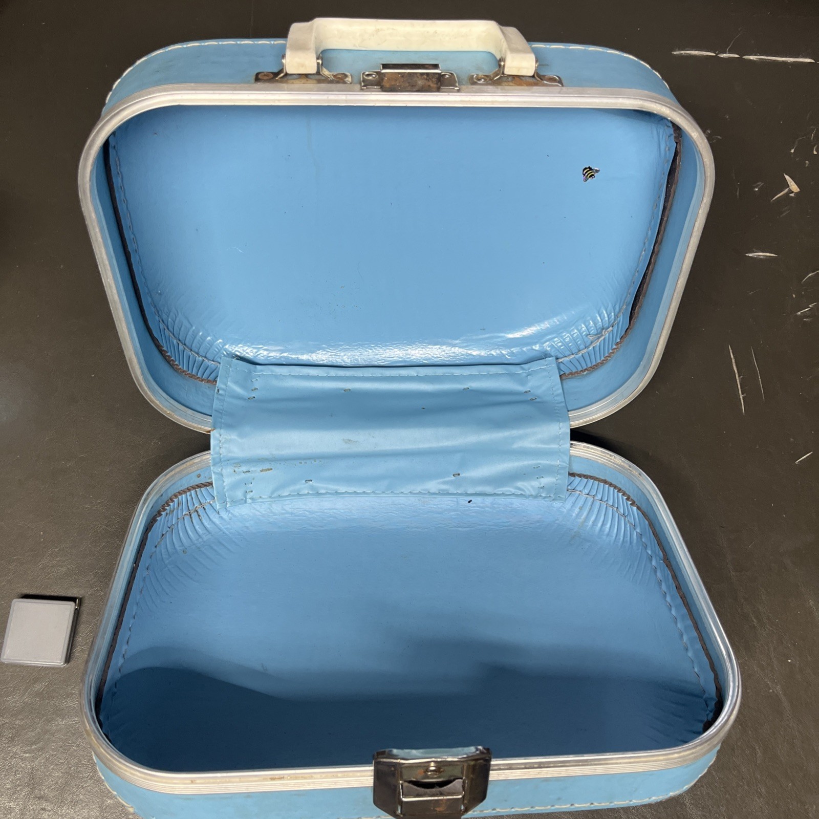 Vintage 1960s Blue Hard Shell Child’s Suitcase “Going to Grandma’s” w/ Boy & Dog