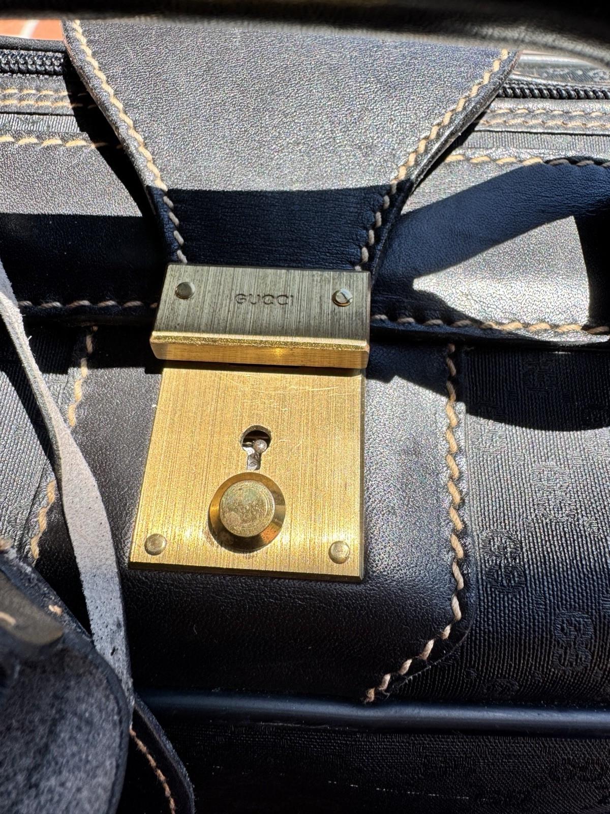 Gucci GG Luggage Authentic Monogram Canvas Excellent Condition Chocolate Brown