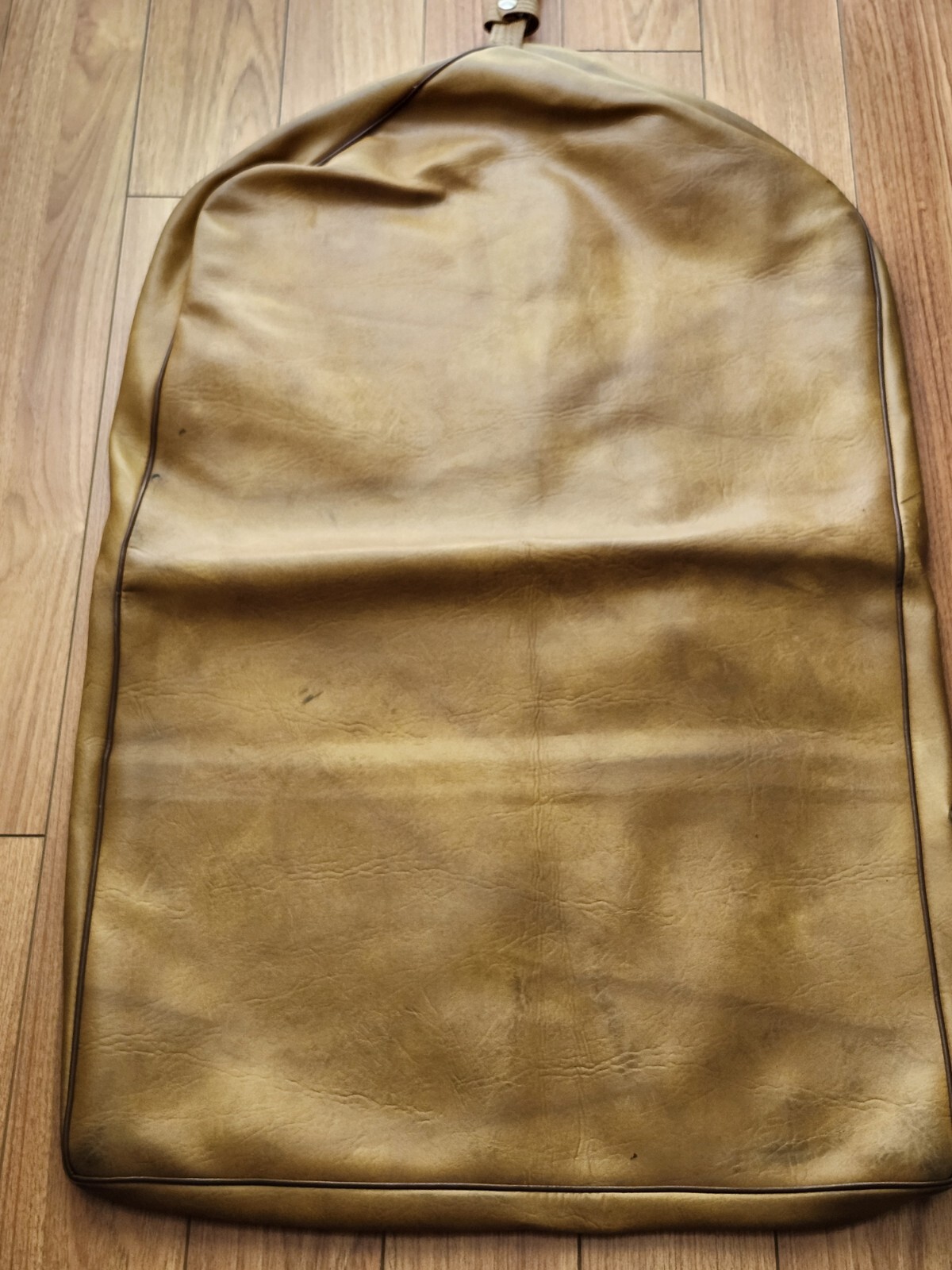 Vintage Beautiful 70s Tapestry Around The World Brown Faux Leather Garmet Bag