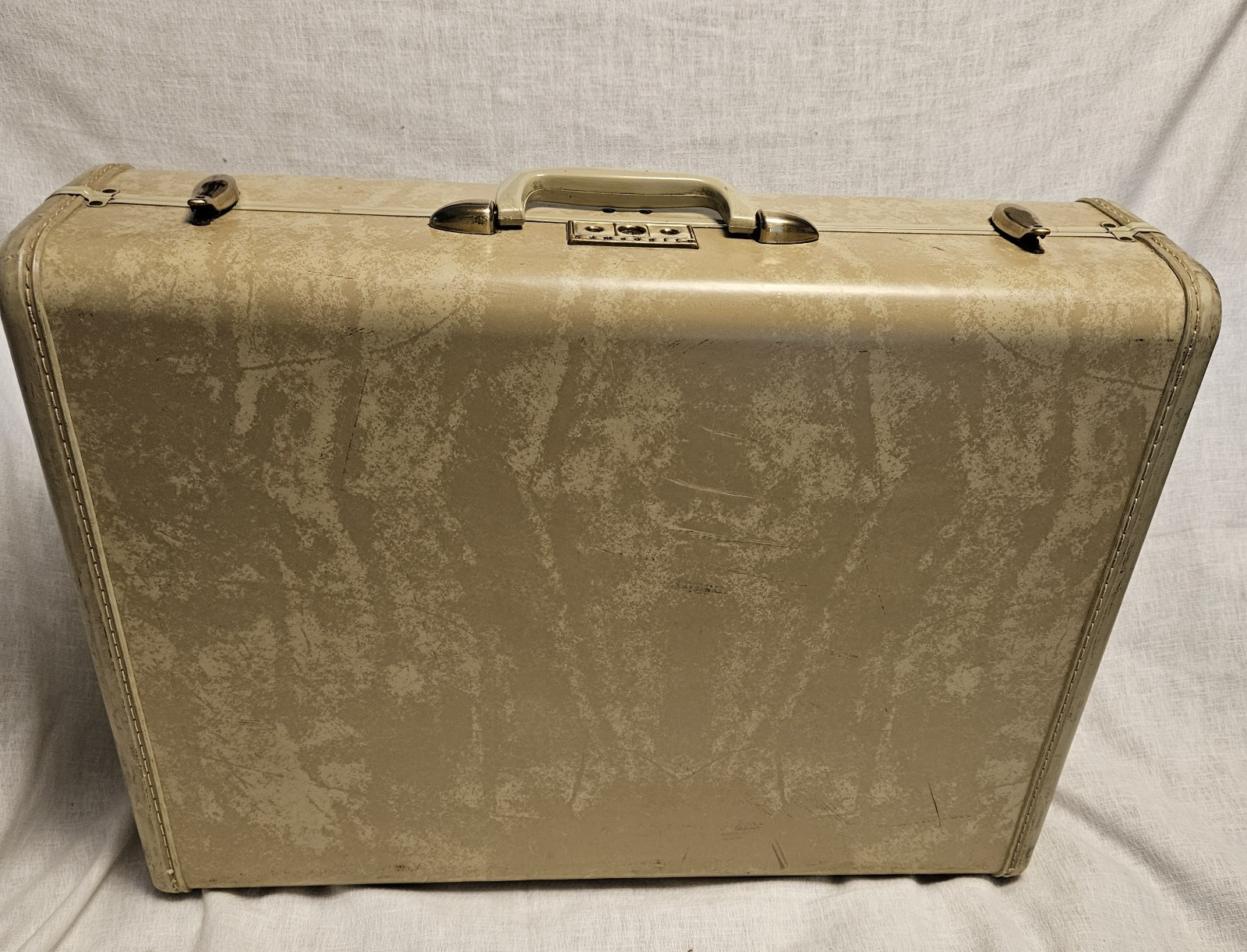 Vintage Samsonite Streamline Suitcase Luggage with Key • Cream Marble