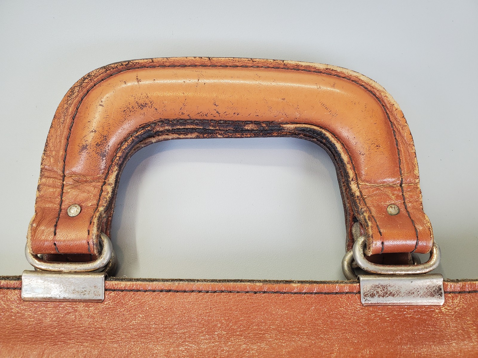 Vintage 16″ x 11″ Brown Leather Briefcase Portfolio Document Bag