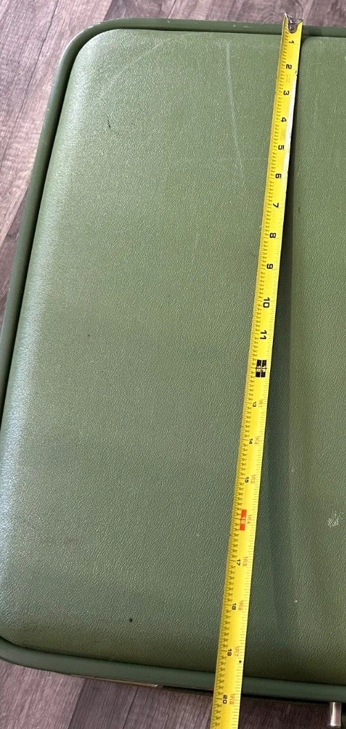 Wheary hard shell Avocado& cream Luggage inside vintage well loved 24”x20