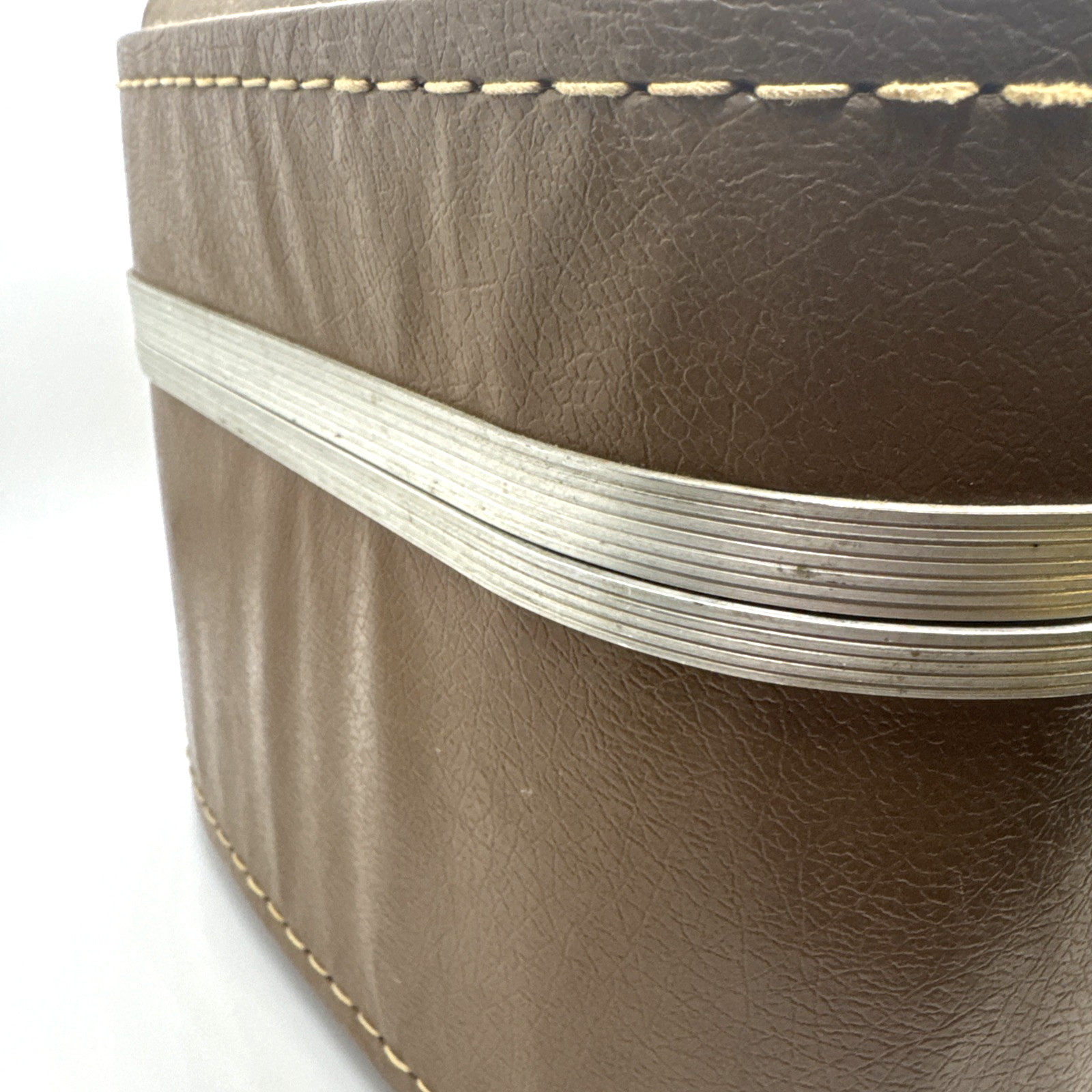 Vtg Travel Makeup Case Brown Gold Suitcase Vinyl – No Key