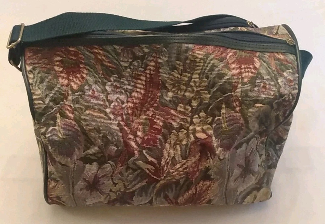 Vintage Airway Floral Tapestry Pattern, Carry On Travel Bag