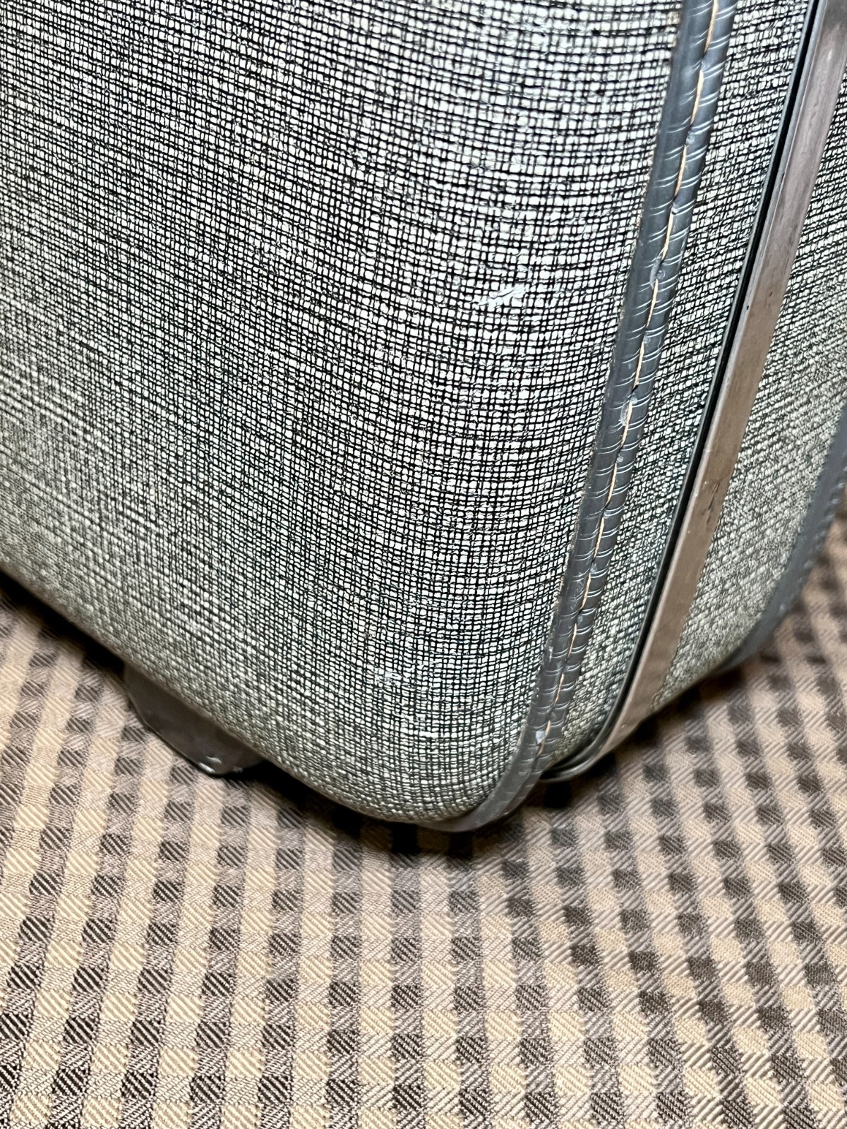 Vintage American Tourister Tiara 18×13″ Gray Hard Shell Suitcase Luggage Plaid