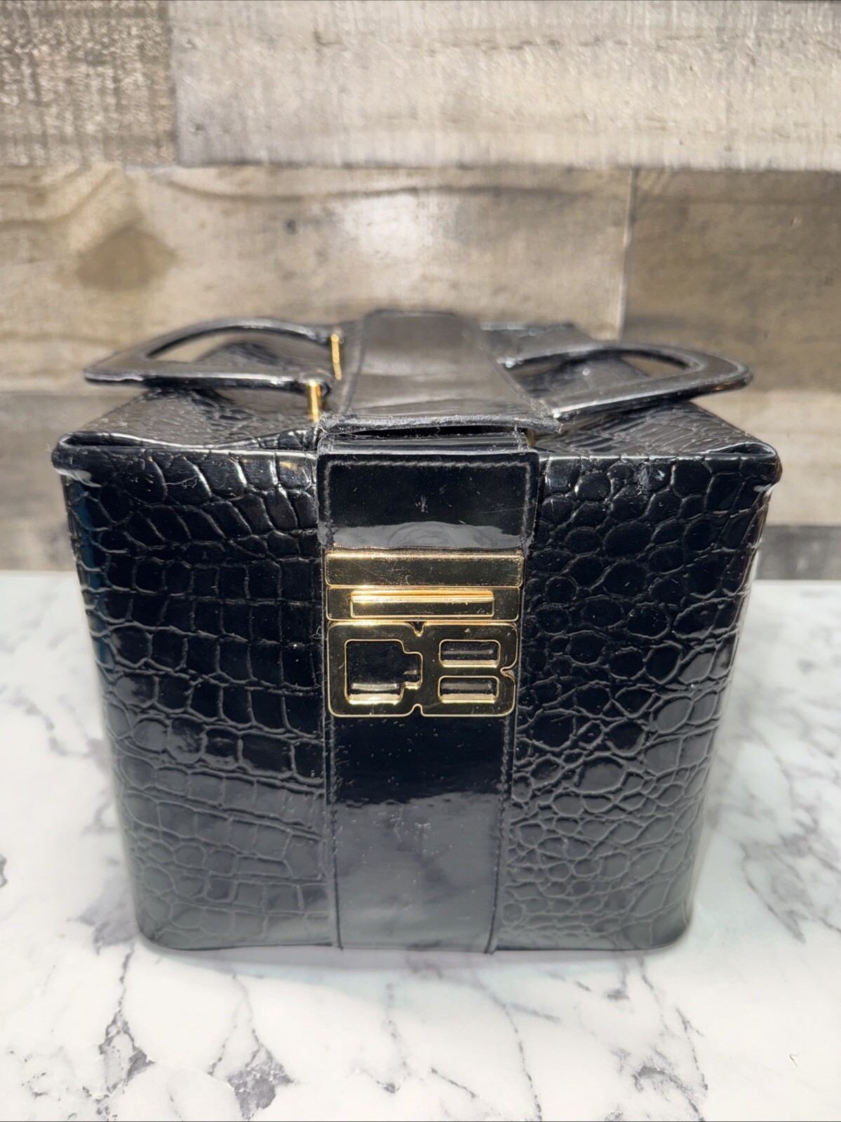 CB Vintage Crocodile Patent Leather Makeup Train Case Black