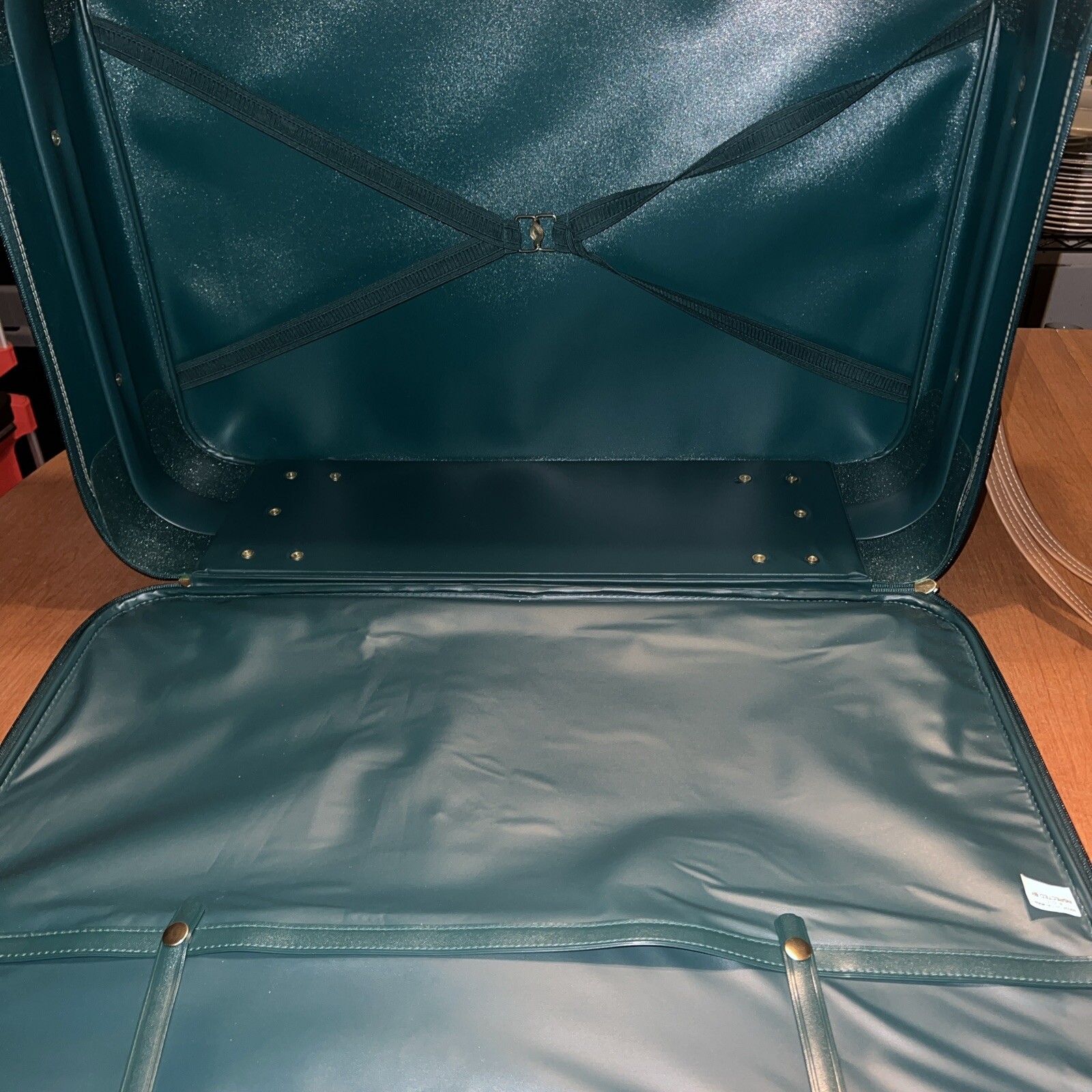 Vintage Jaguar Green With Brown Trim Suitcase 27 X 20 X 8 With Tag And Strap