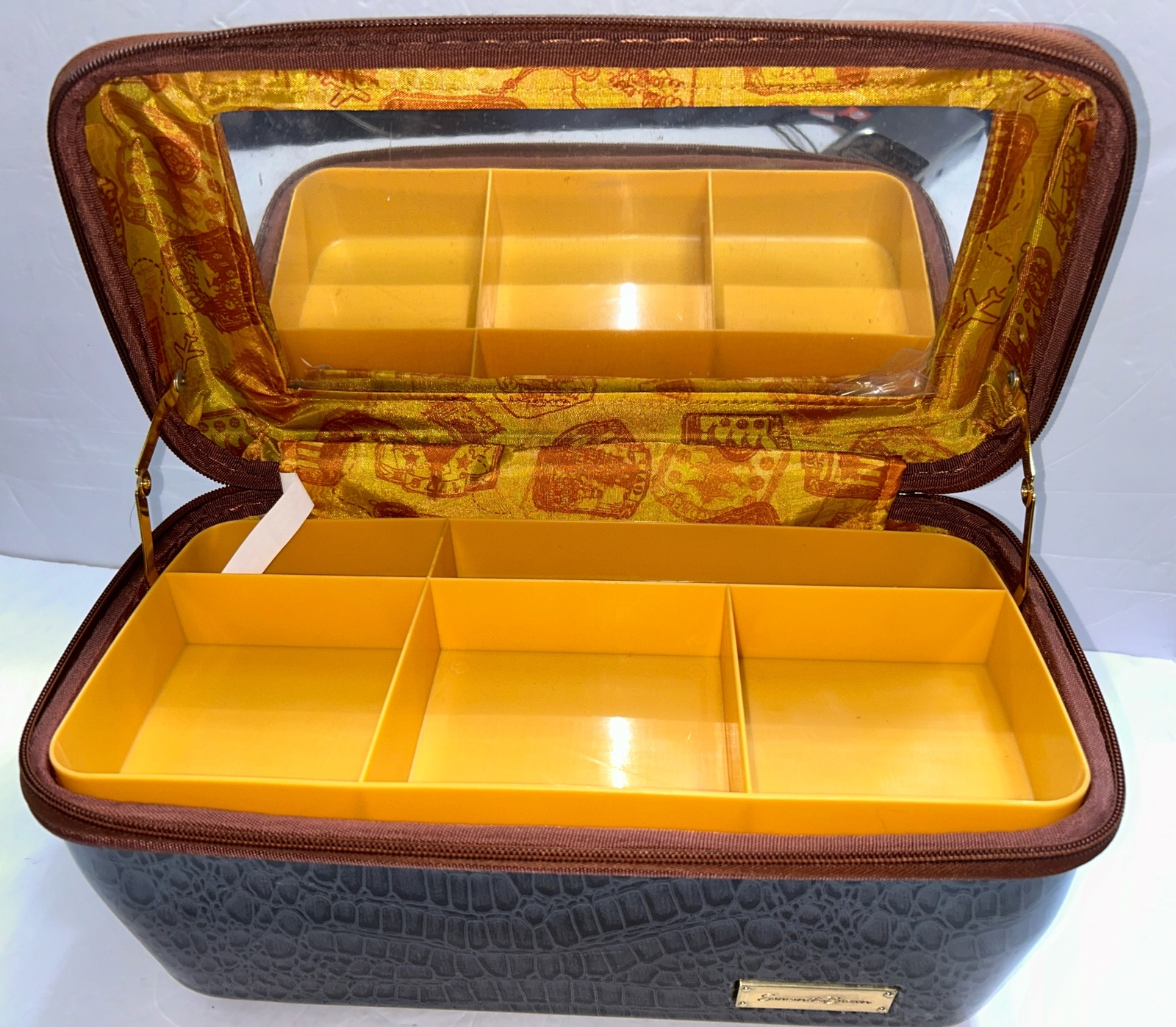 Samantha Brown Hard-sided Train Case Black & Grey w/ Brown Trim 14 x 8 x 8”
