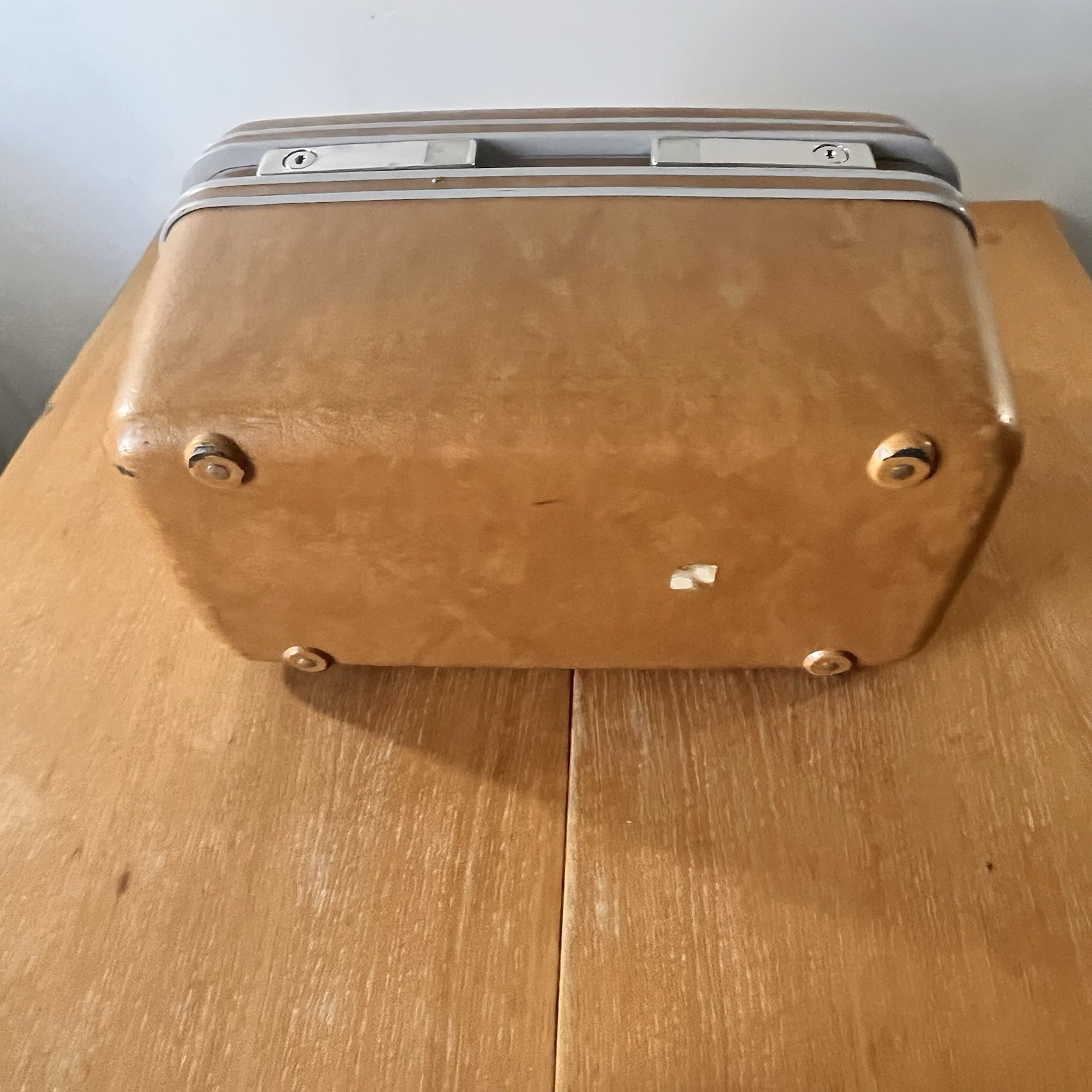 Samsonite 1970s Vintage Brown Hard Shell Vanity Case with Mirror