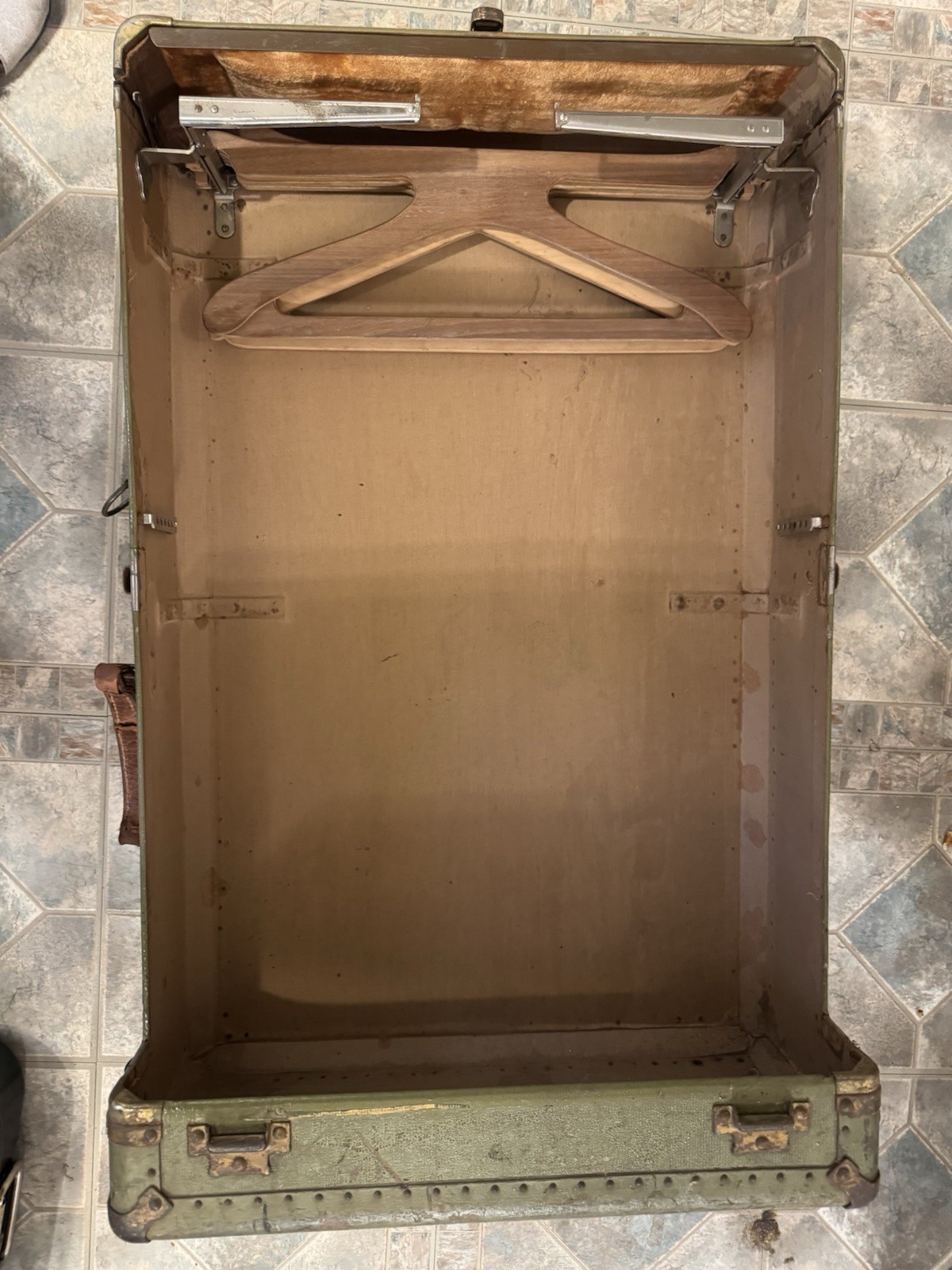 vintage luggage 1900 Hanging Section Very Nice