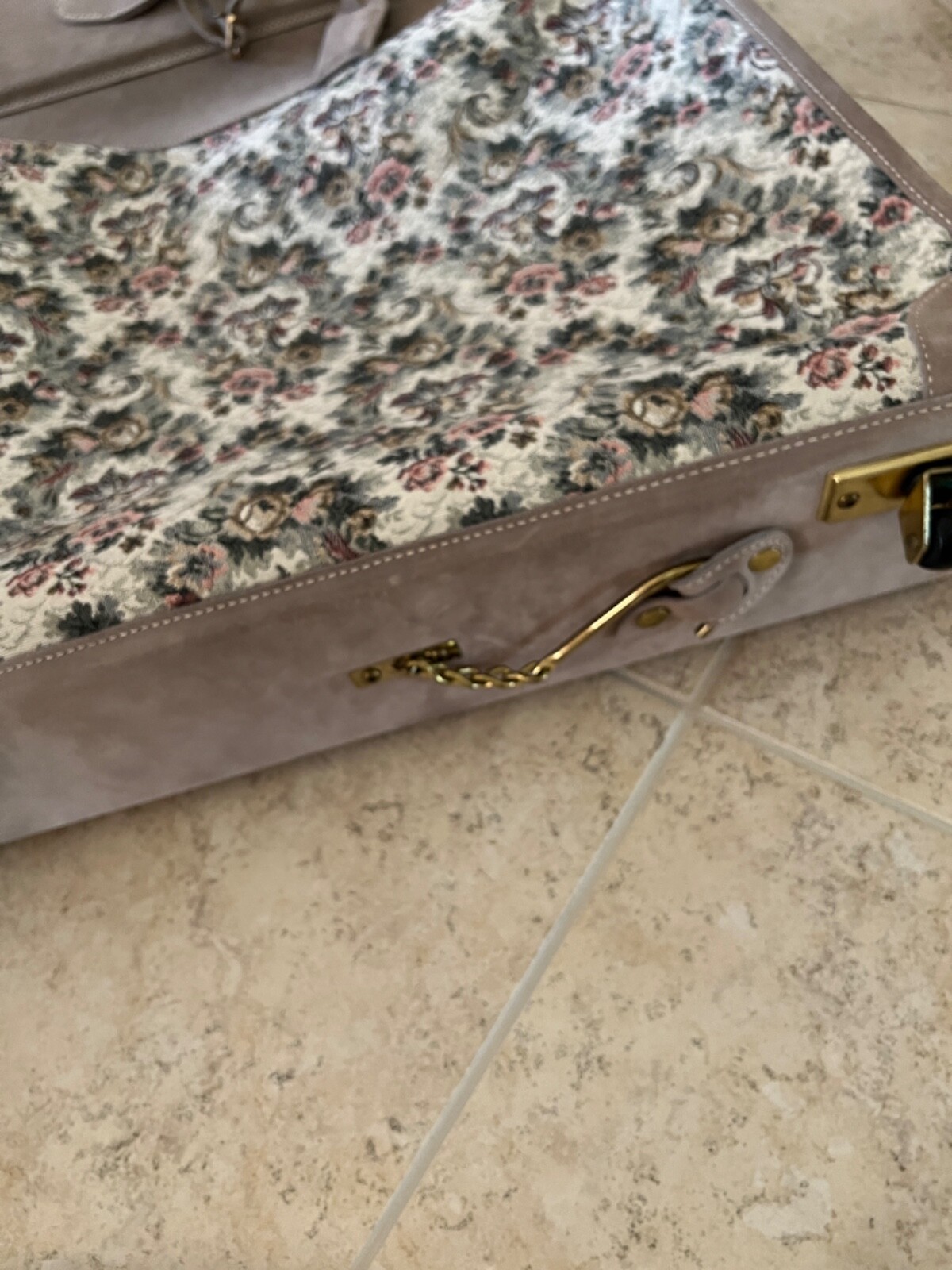 Vintage French Luggage Co Gray Floral Rose Tapestry & Suede Leather 26″ Suitcase