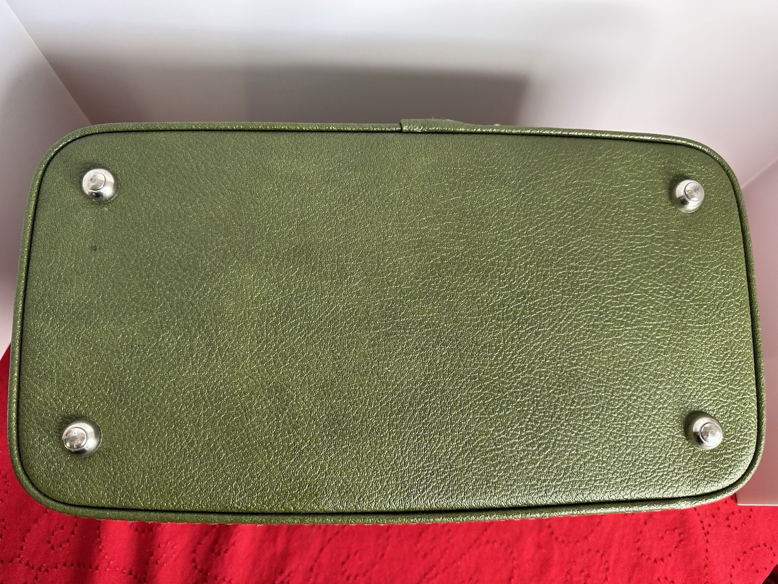 1970s Samsonite Fashionaire Avocado Green Royal Traveller 15x8x8″ Makeup Case