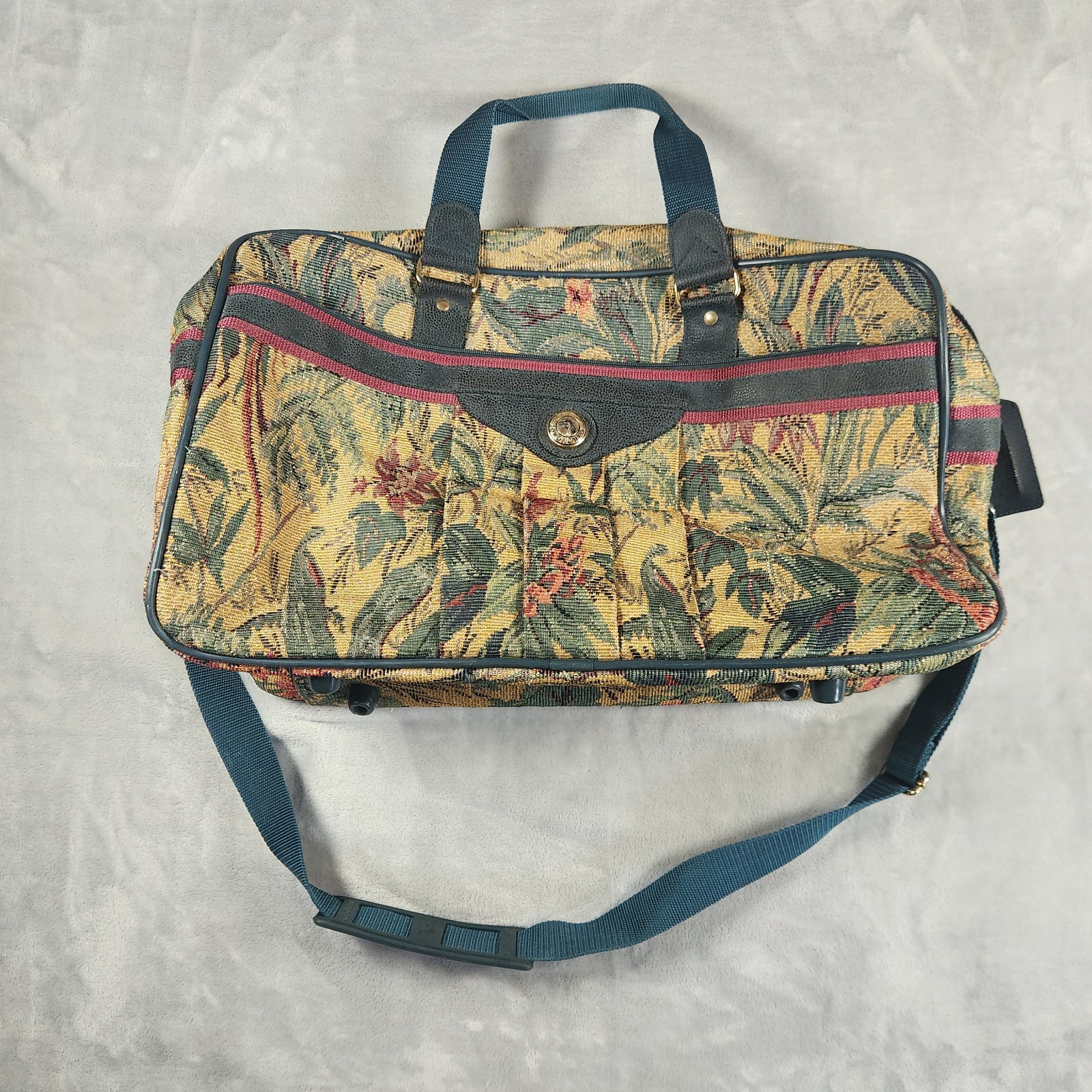 VTG 80s Jordache Floral Tapestry Carpet Bag Weekender Carry On 22x12x8 Taiwan