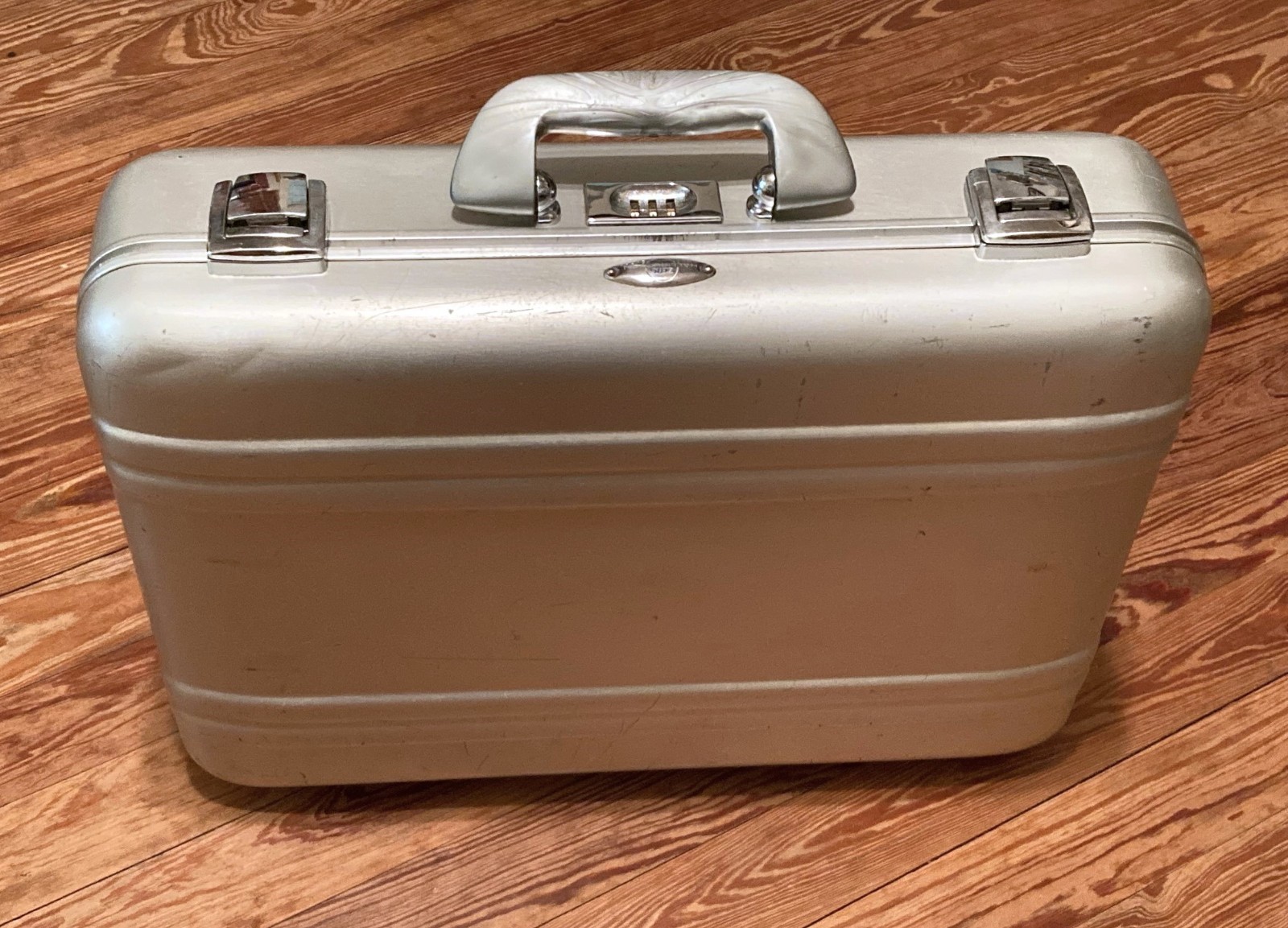 Vintage Zero Halliburton attache’ case blue logo Well Used