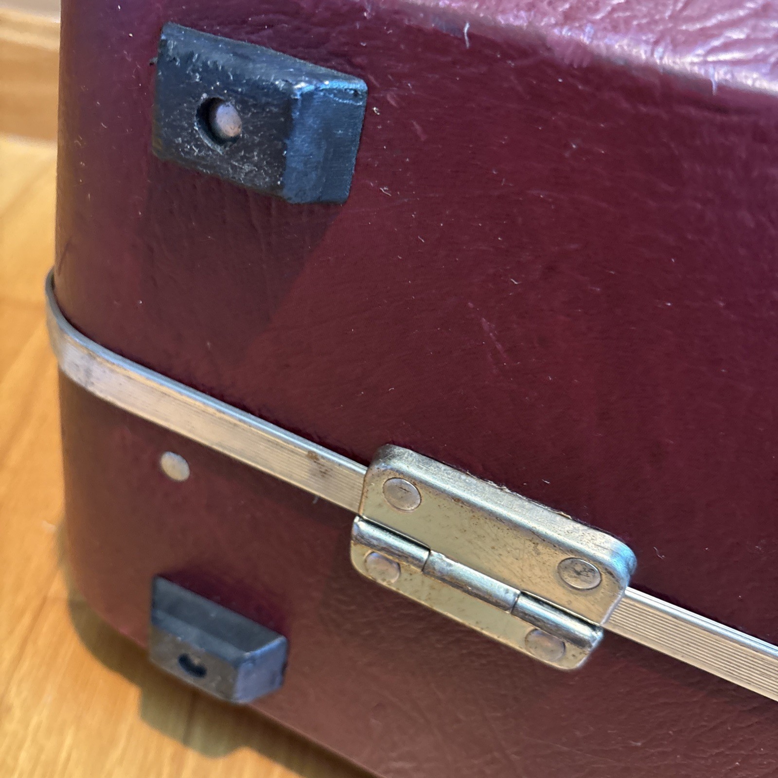 Vintage 70s80s American Tourister Burgundy Hard Shell Suitcase w/Wheels and Key