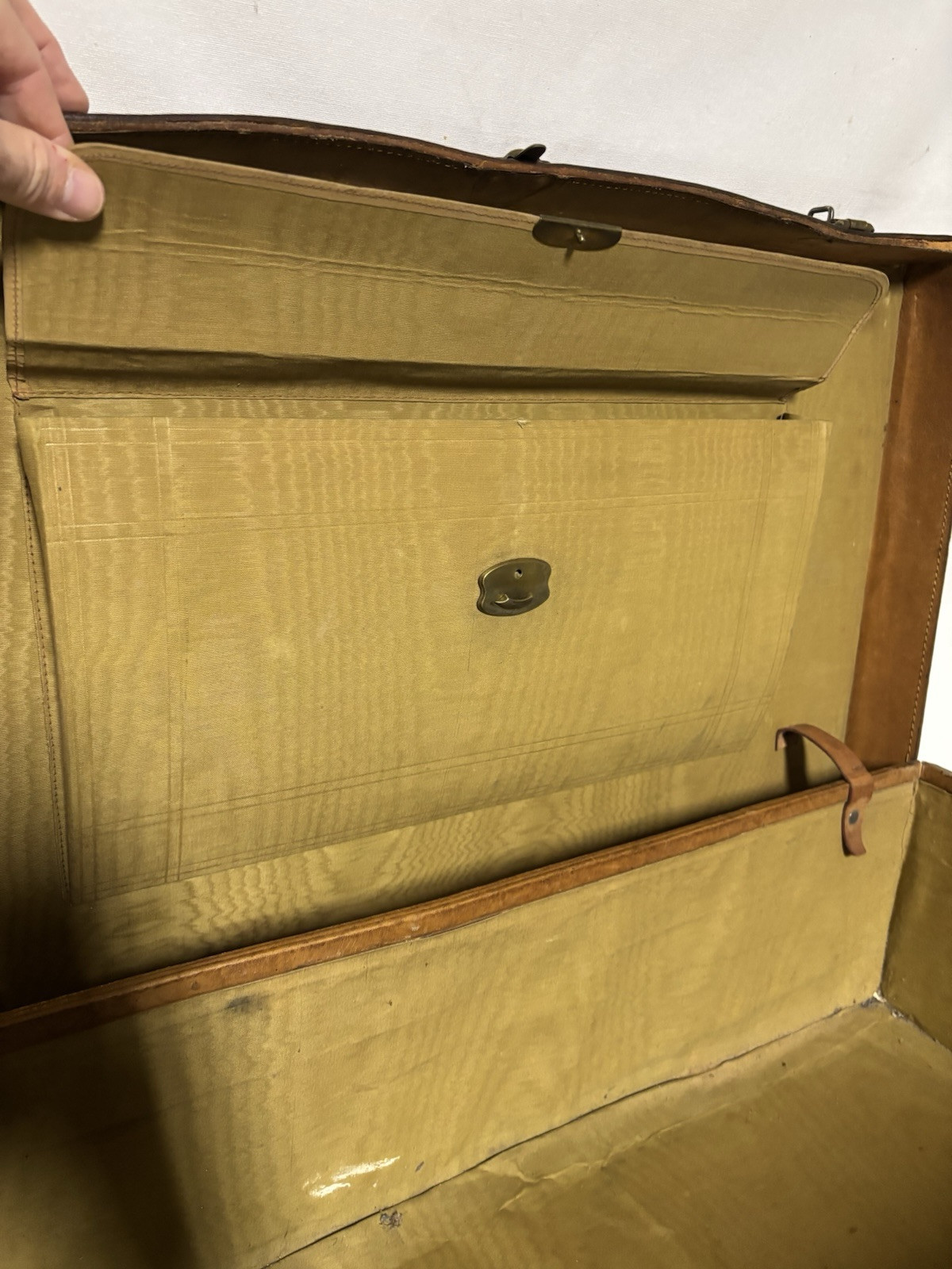 Antique English Leather Suitcase With Hotel Labels