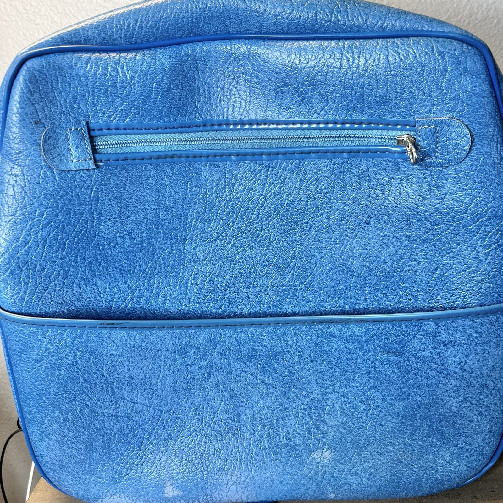 Vintage 60s Blue Vinyl Travel Bag Overnight Luggage Talon Zipper No Key, *READ