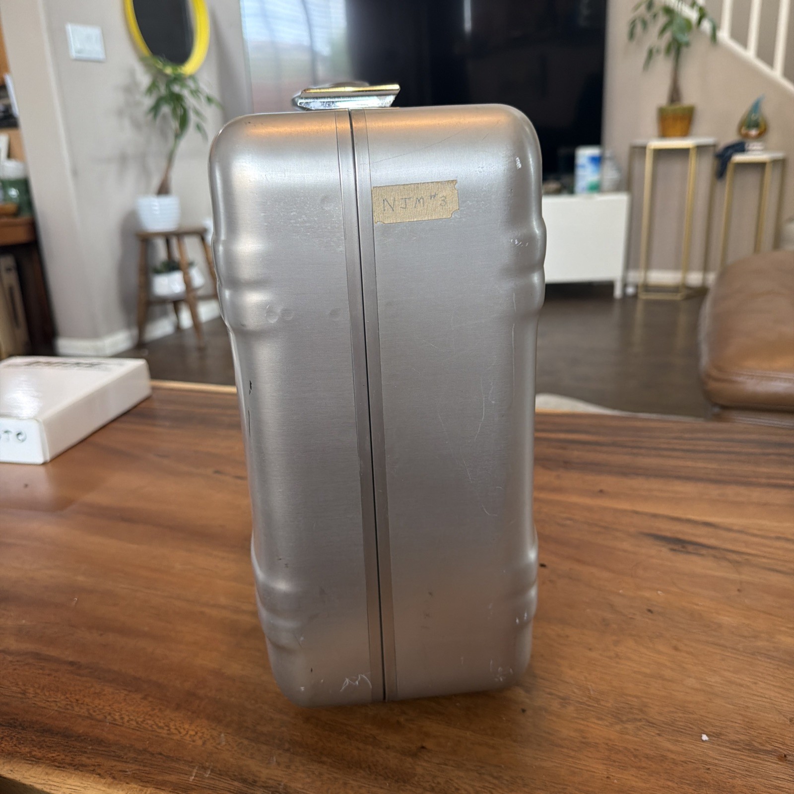 Vintage Mcm Halliburton Pre Zero Near Mint Suitcase See Pics Beautiful 21x13x7