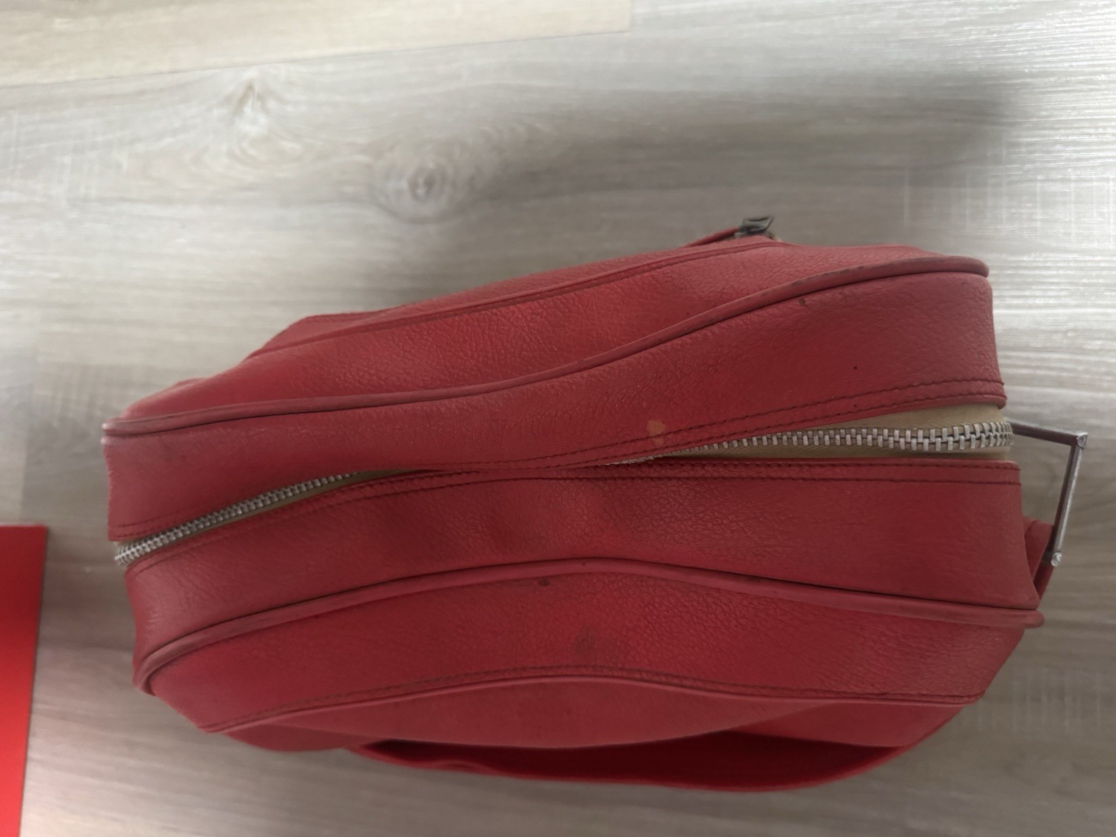 Vintage American Tourister Escort Shoulder Tote Red Carry-on Overnight Bag