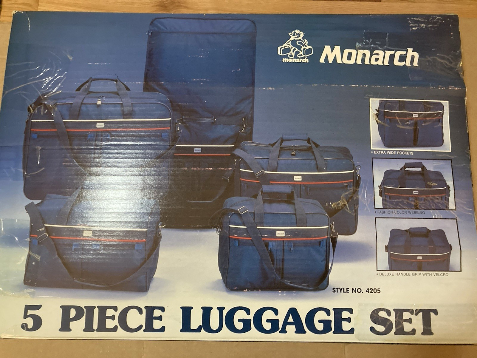 Vintage Monarch 5 Piece Luggage Set Style #4205 NEW OLD STOCK
