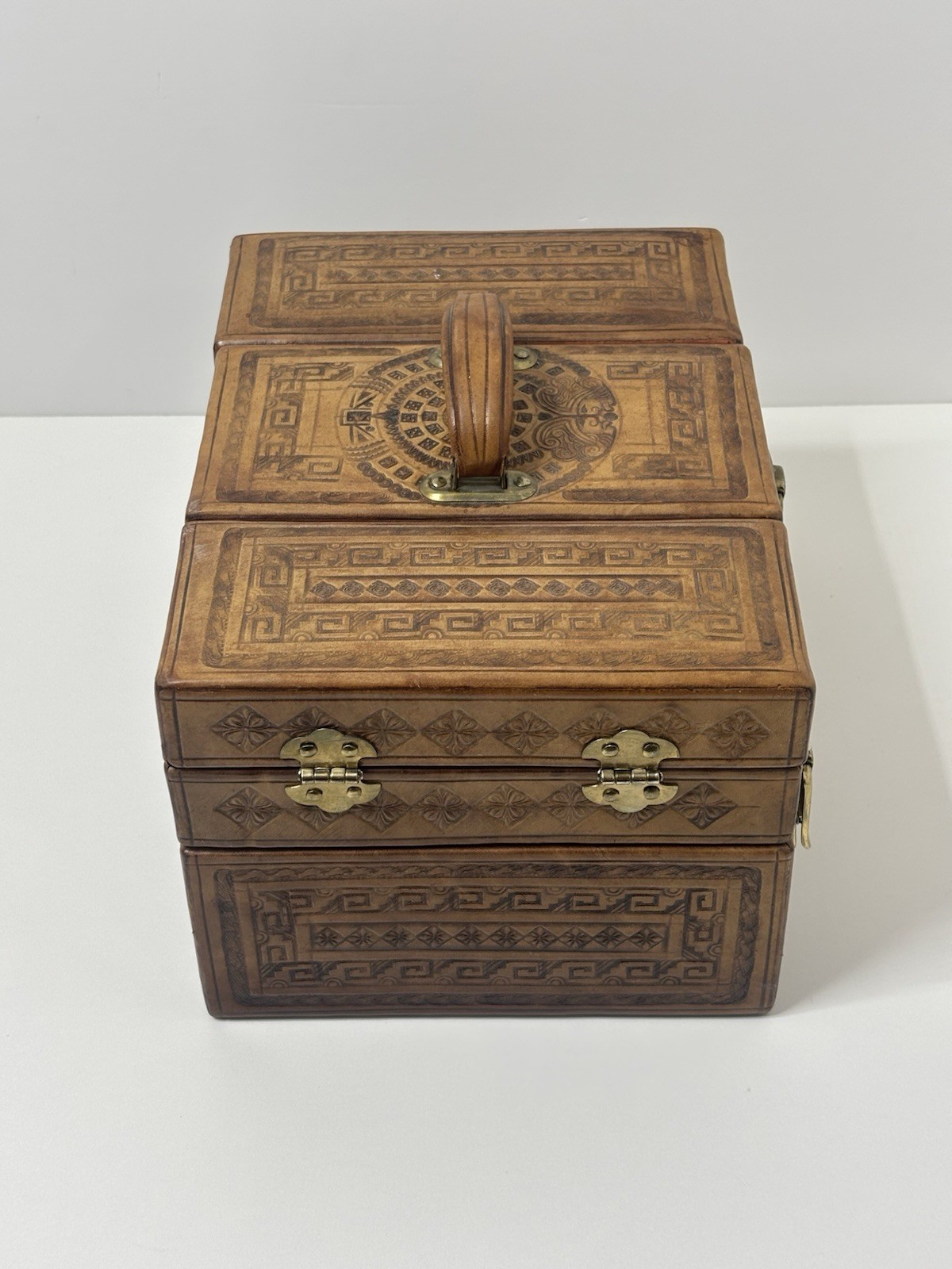Vintage Tooled Leather Artmex Mexico Travel Overnight Vanity Train Case