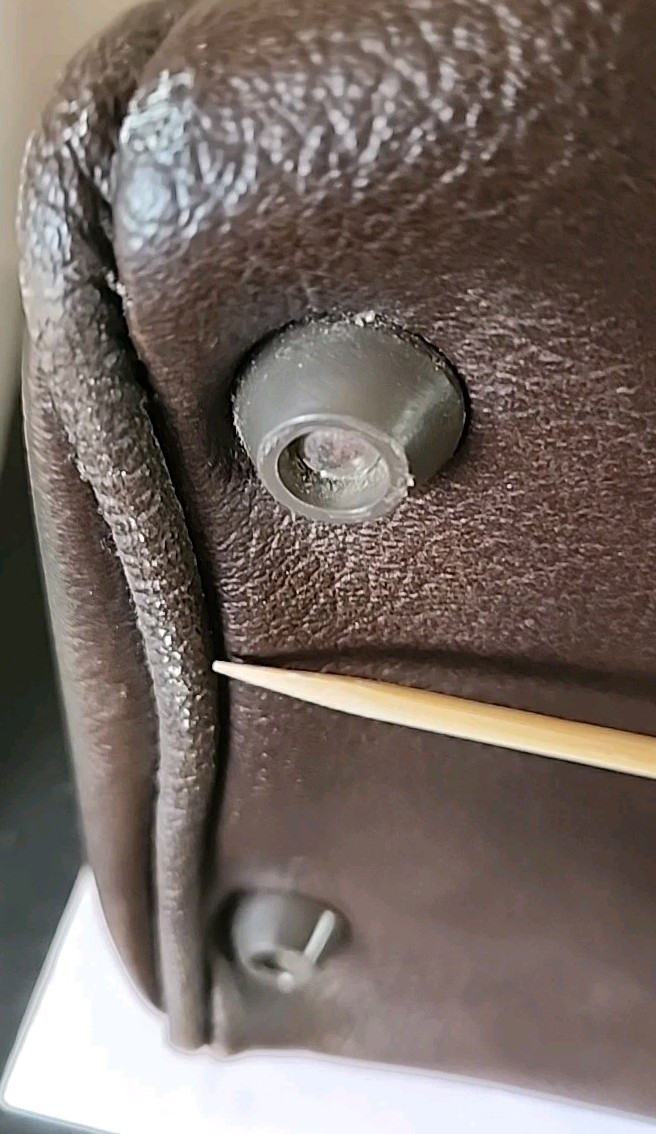 Vintage American Tourister Tiara Brown Leather Train Case Luggage Bag/ Carry-on