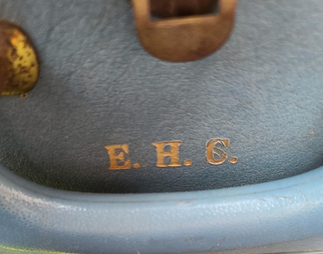 Nice Vintage Hard Case Luggage Set – GDC USABLE CONDITION – TWO PIECE SET