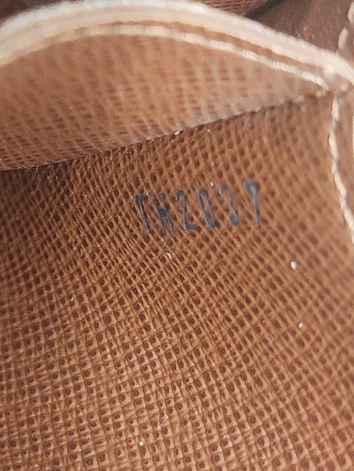 2 Louis Vuitton Monogram Logo Folding Zip-Around Credit Card Women’s Wallet