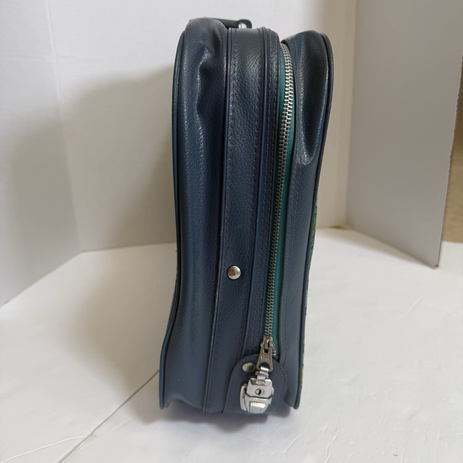 VTG 60s/70s Retro Suitcase Zippered Luggage MOD Hippie Good Condition