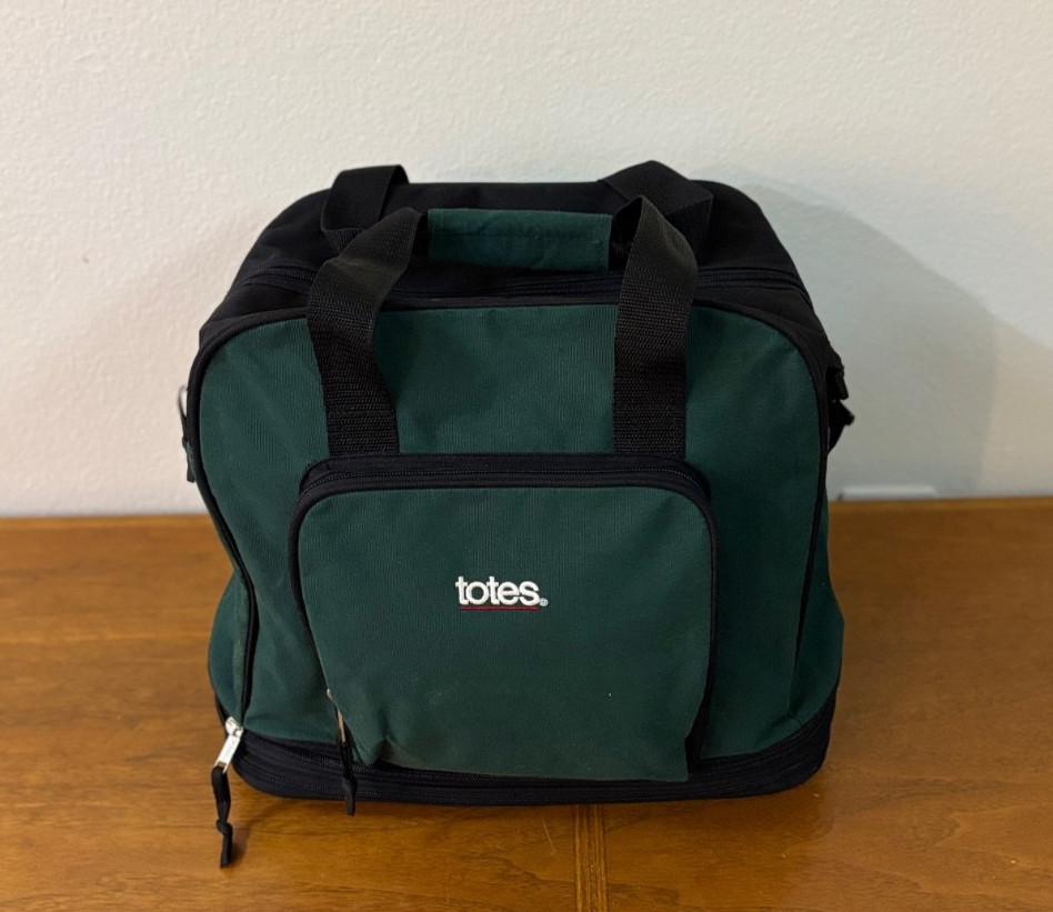 Totes Expandable Duffel Bag Forest Green Carry On Travel Bag Vintage 1990’s
