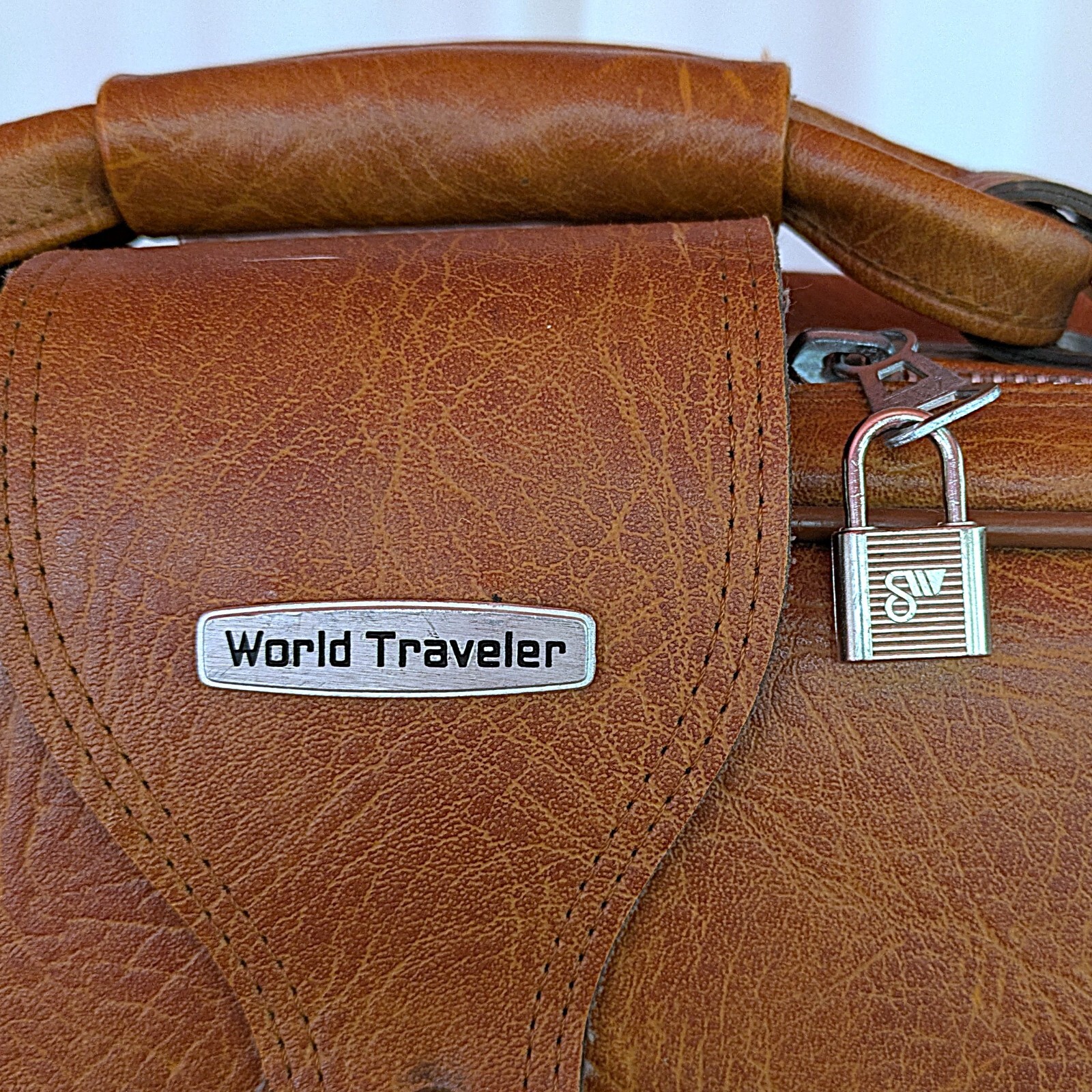 Vintage World Traveler Hybrid Leather Luggage Set 3pc Korean Nesting Suitcases