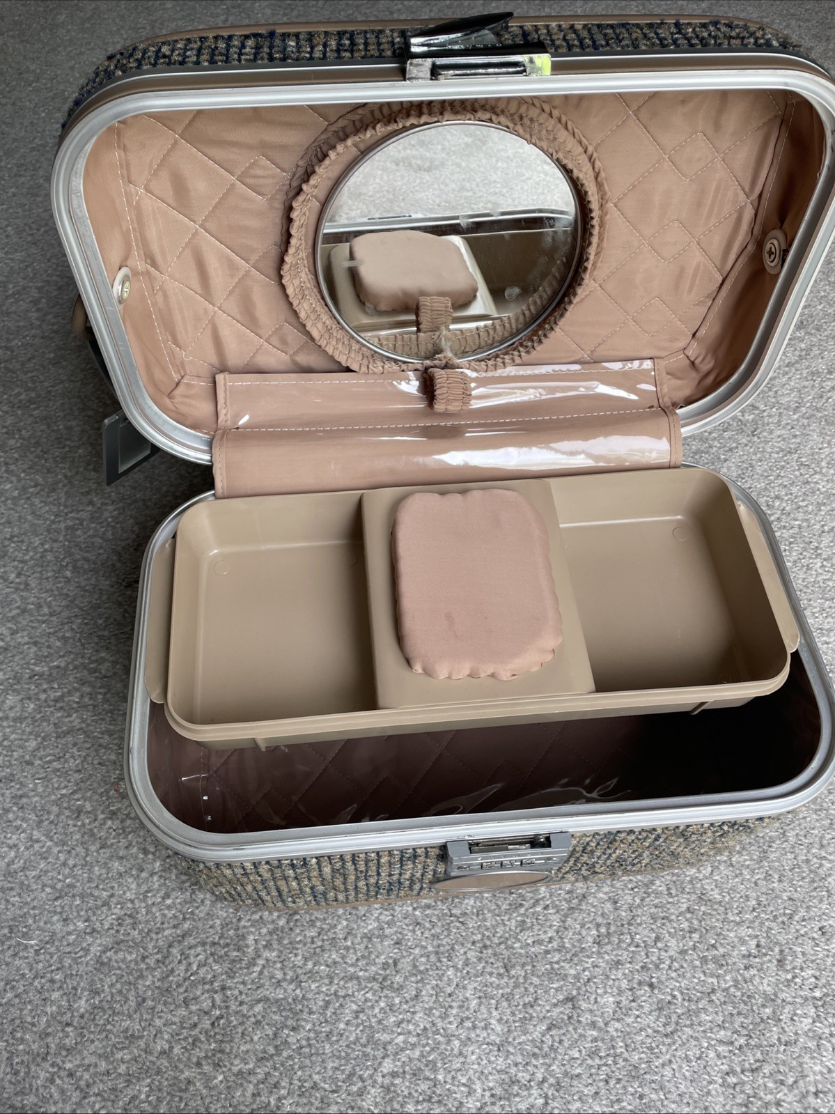 Vintage 60s Train Case Skyway Travel Retro 1960s Tweed Makeup Luggage Combo Lock