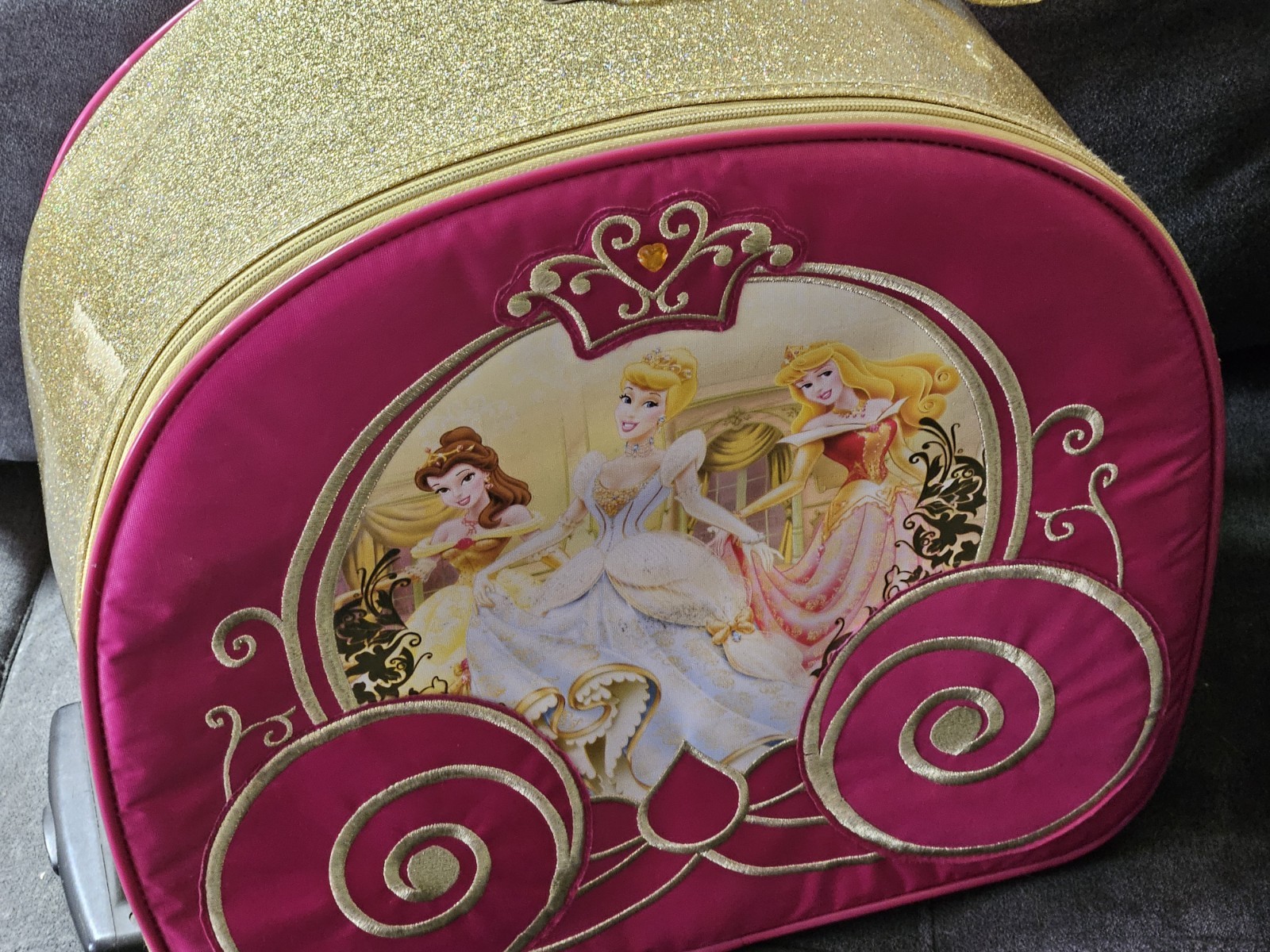 Disney Princess Chariot Carrier Case Luggage W/ Slide Up Handle & Wheels
