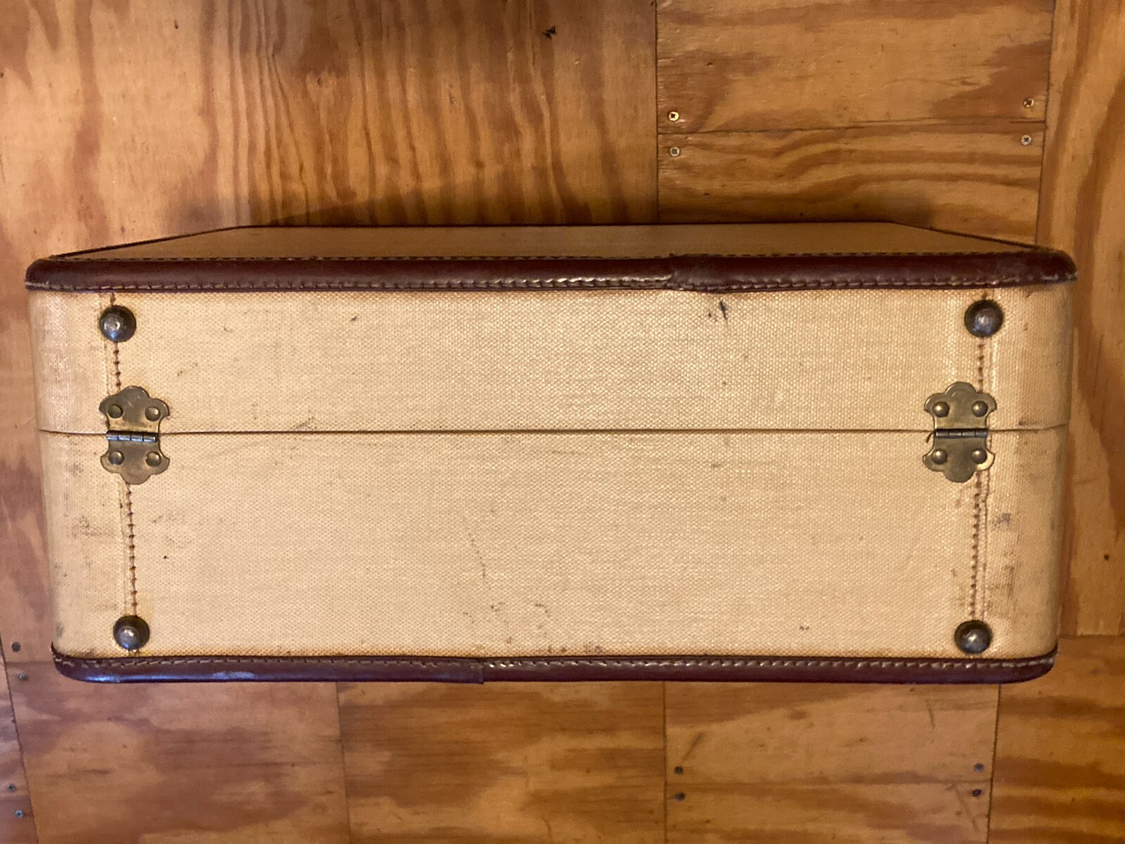 Vintage United States US Trunk Co Luggage Suitcase Blonde Tweed Large Size, Nice