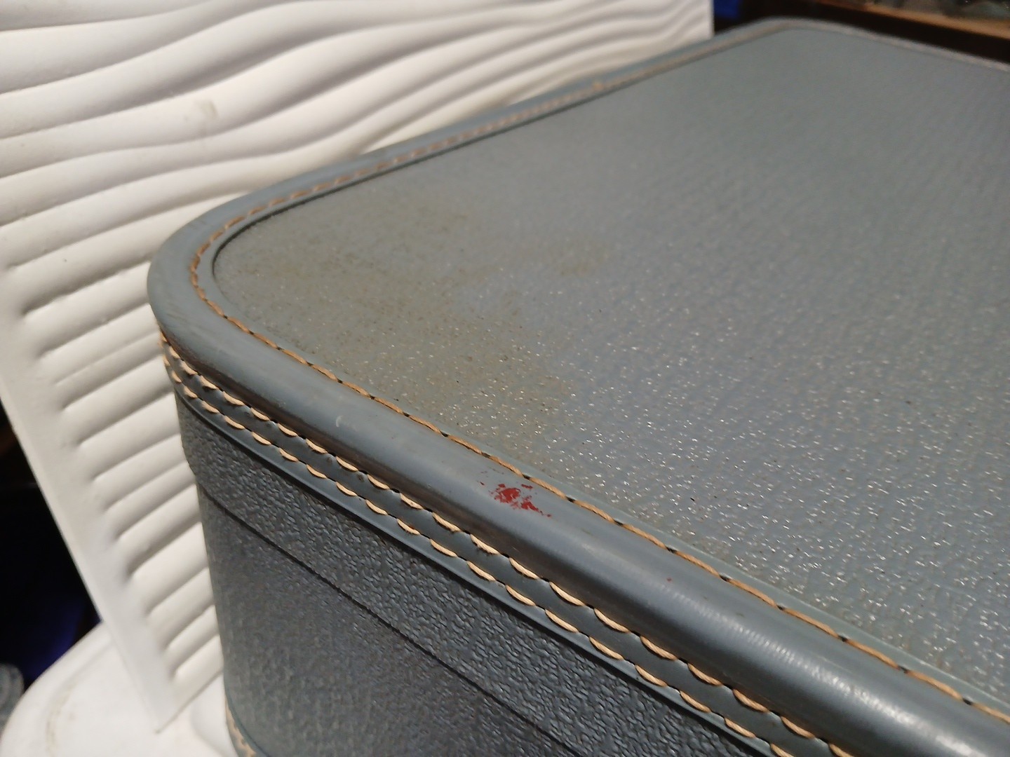 MCM Vintage Luggage Mauve Suitcase 1950’s “Starline” Satin Lining w/ Key